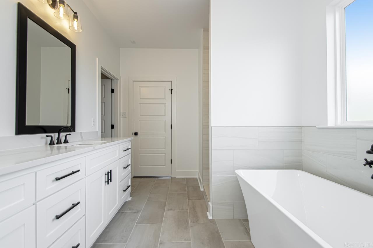 CORAL RIDGE - Residential