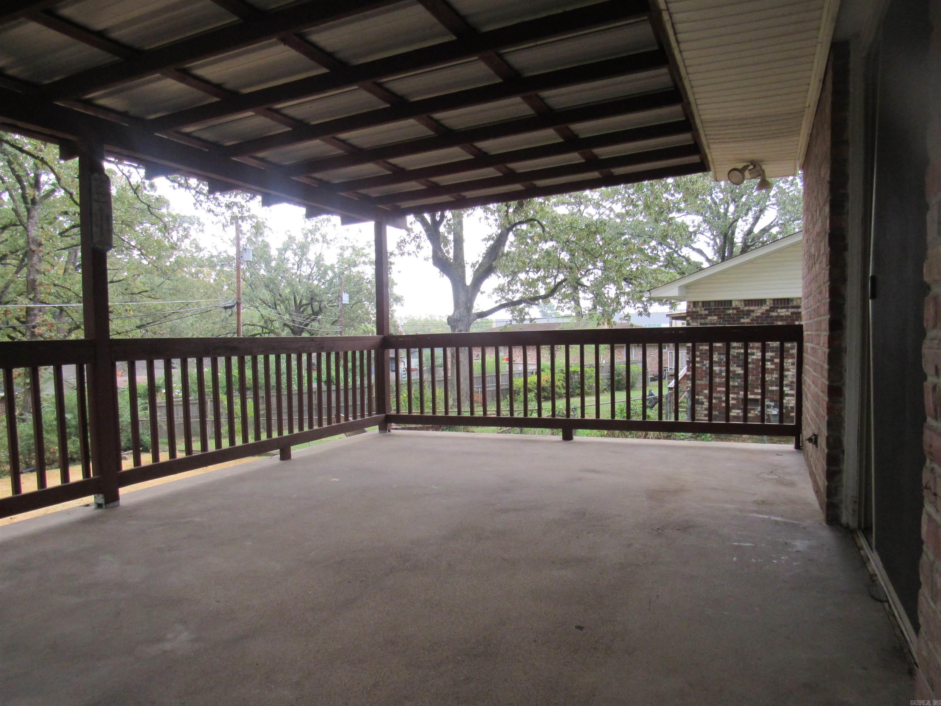 LAKEWOOD - Residential