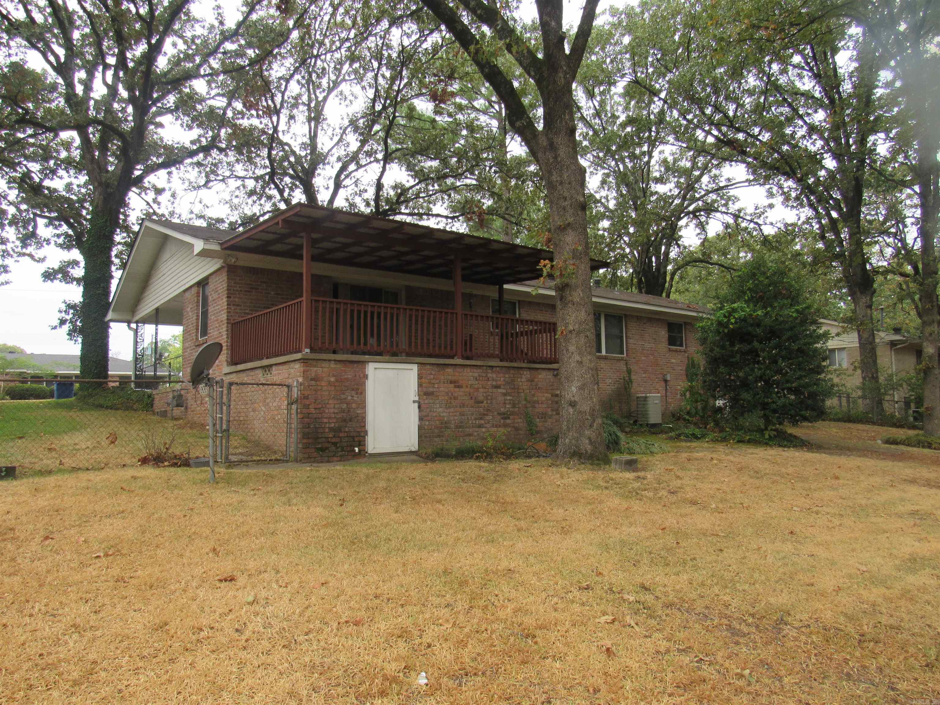 LAKEWOOD - Residential