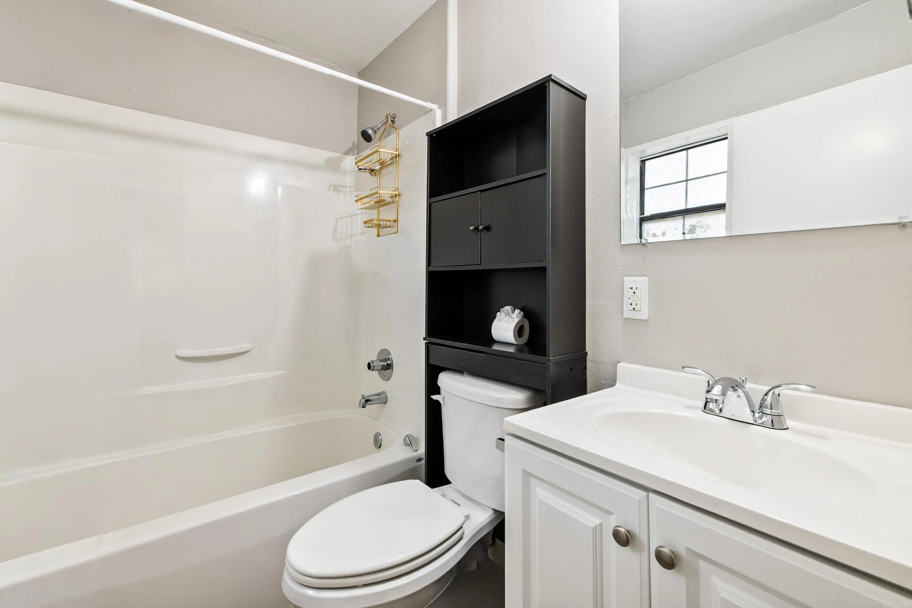 Benton, Arkansas 72019, United States, 3 Bedrooms Bedrooms, ,2 BathroomsBathrooms,Residential,Active,234949