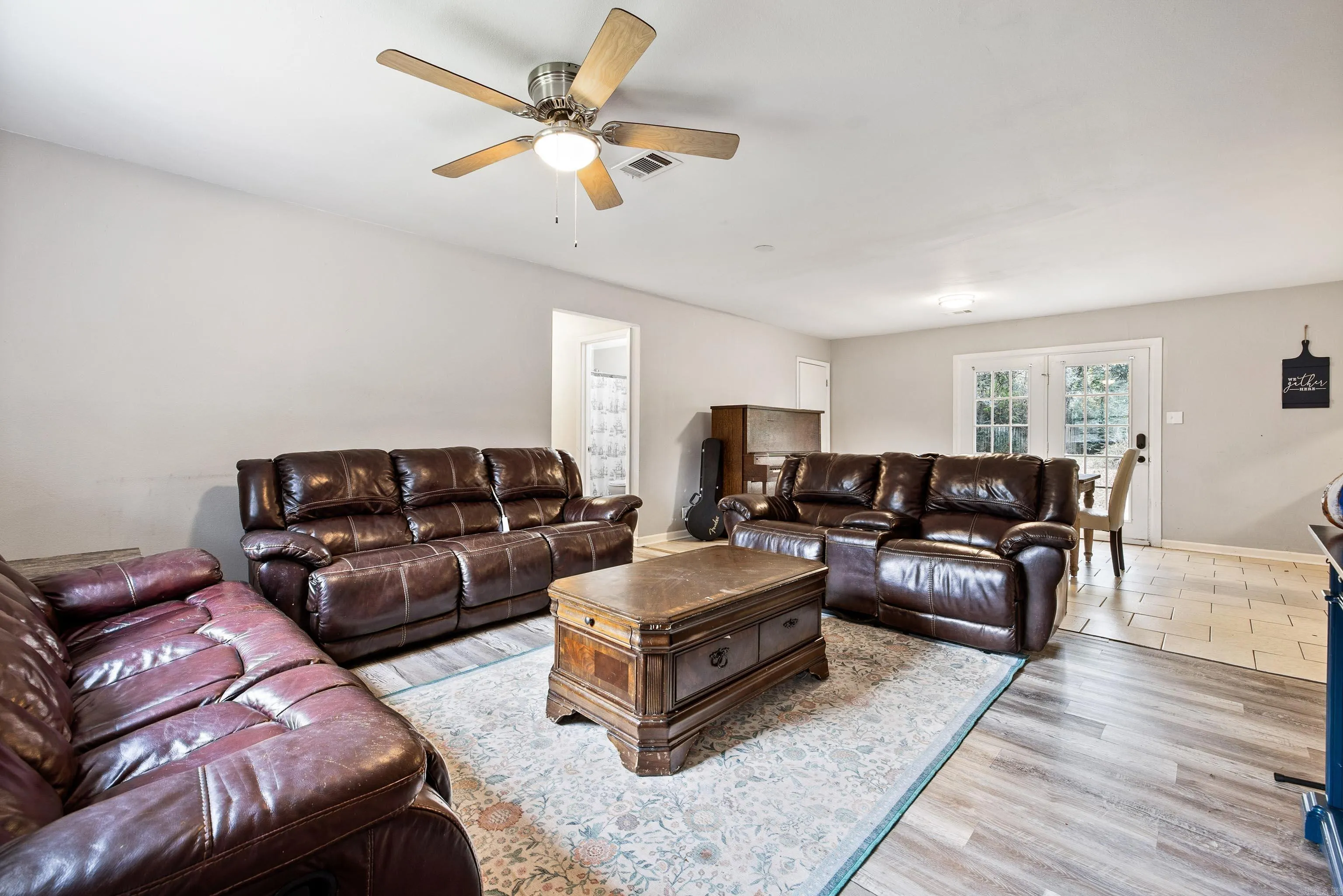 Benton, Arkansas 72019, United States, 3 Bedrooms Bedrooms, ,2 BathroomsBathrooms,Residential,Active,234949