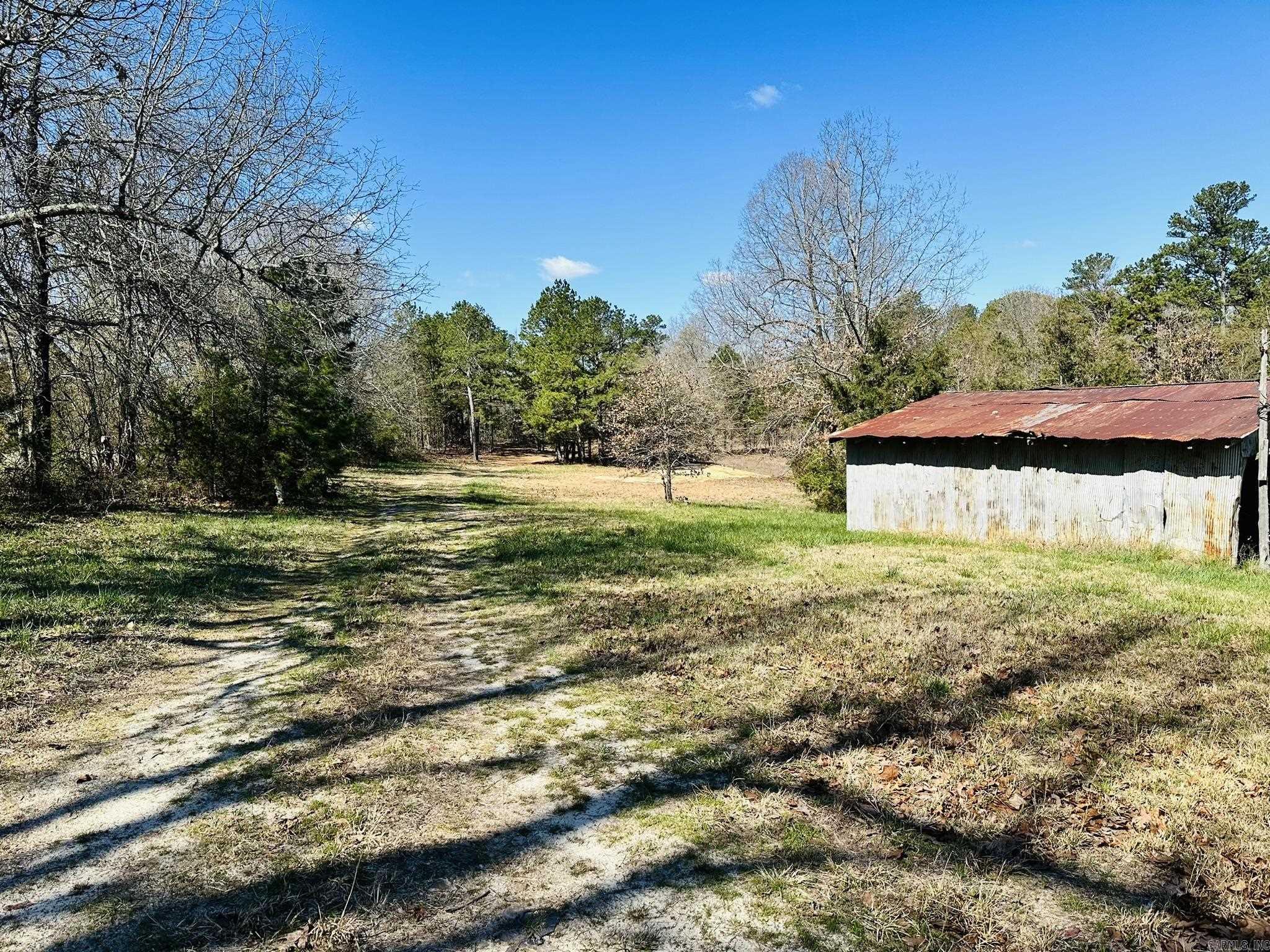 Metes & Bounds - Land