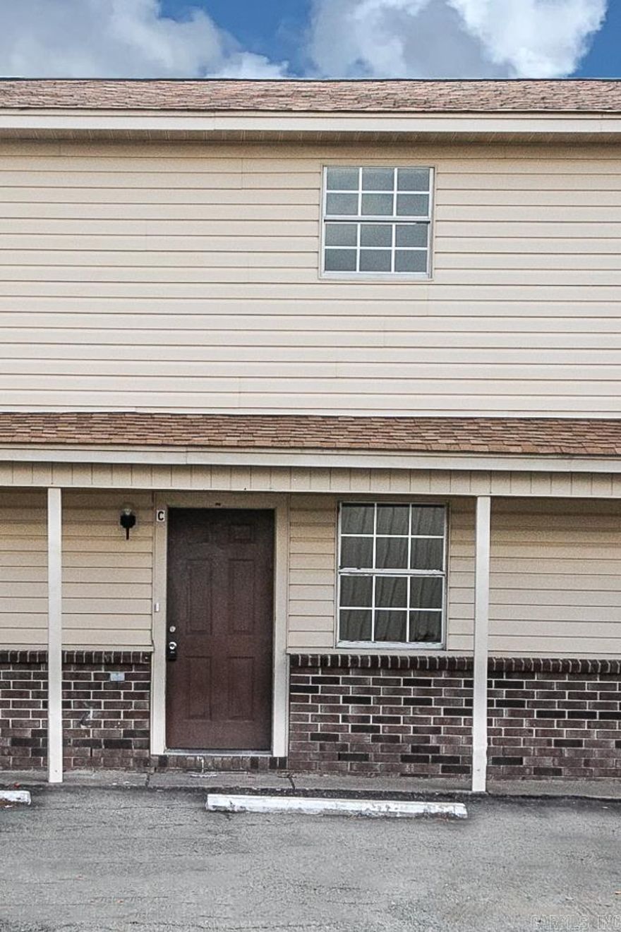 Cute 2 bed/1.5 bath townhouse. Features new paint and carpet. No pets.  No smoking/vaping. Application/Background Check/Security Deposit Required.