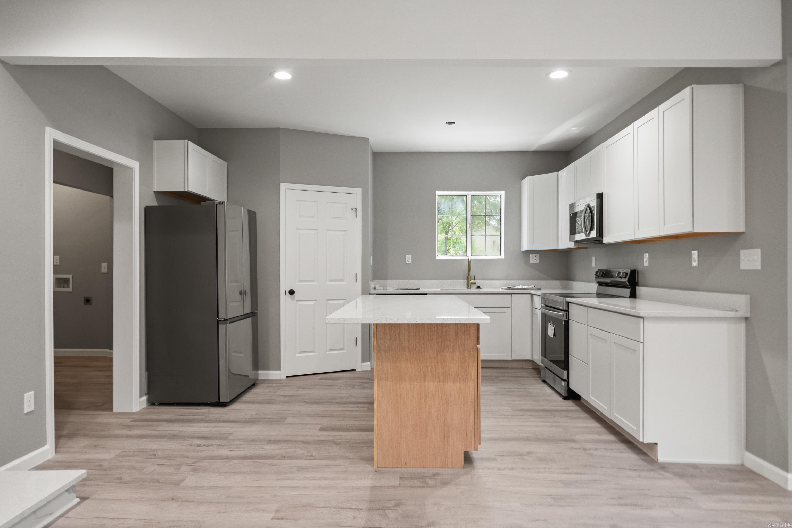 MOORES ADDITION TO SHS - Residential