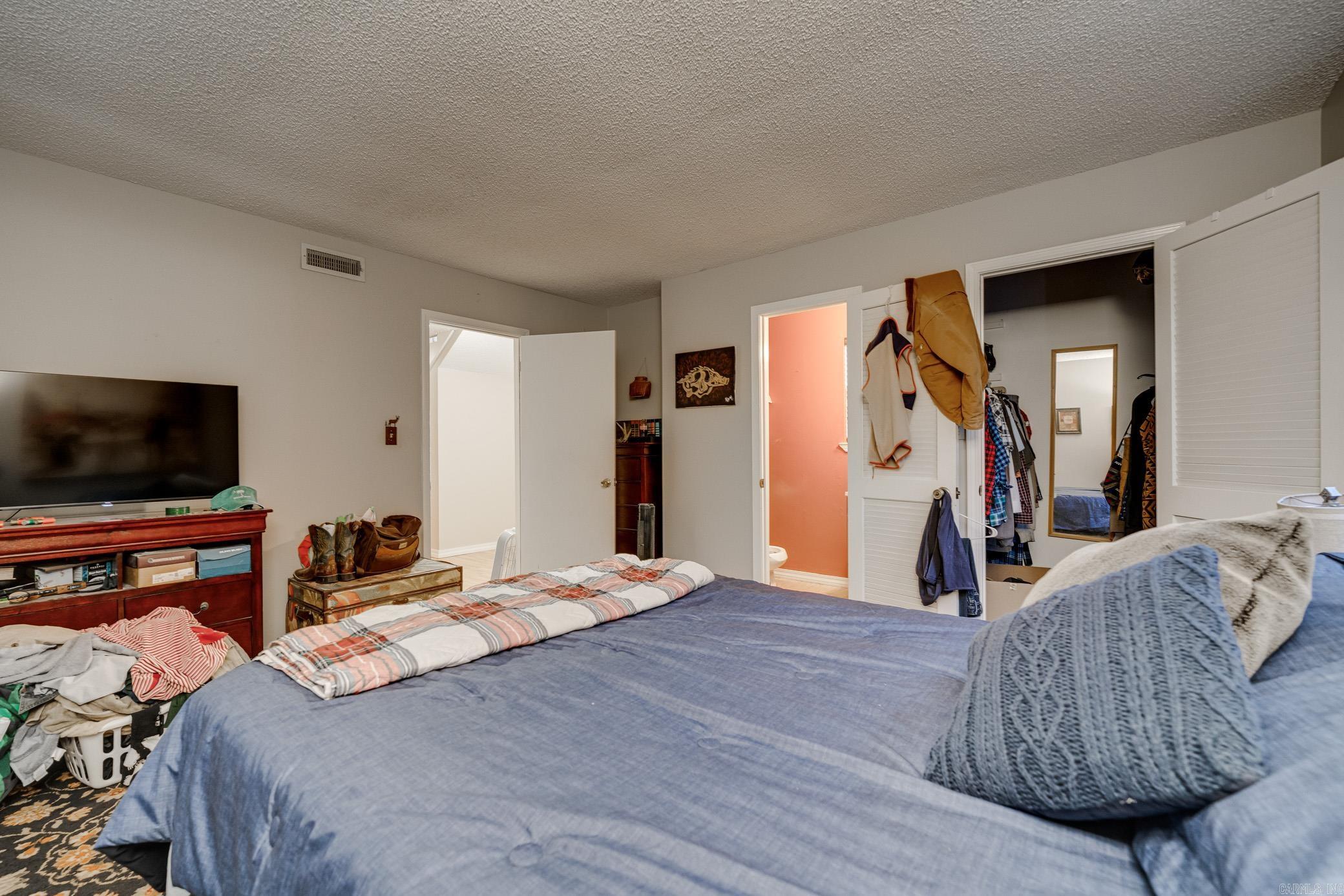 HAPPY VALLEY - Residential