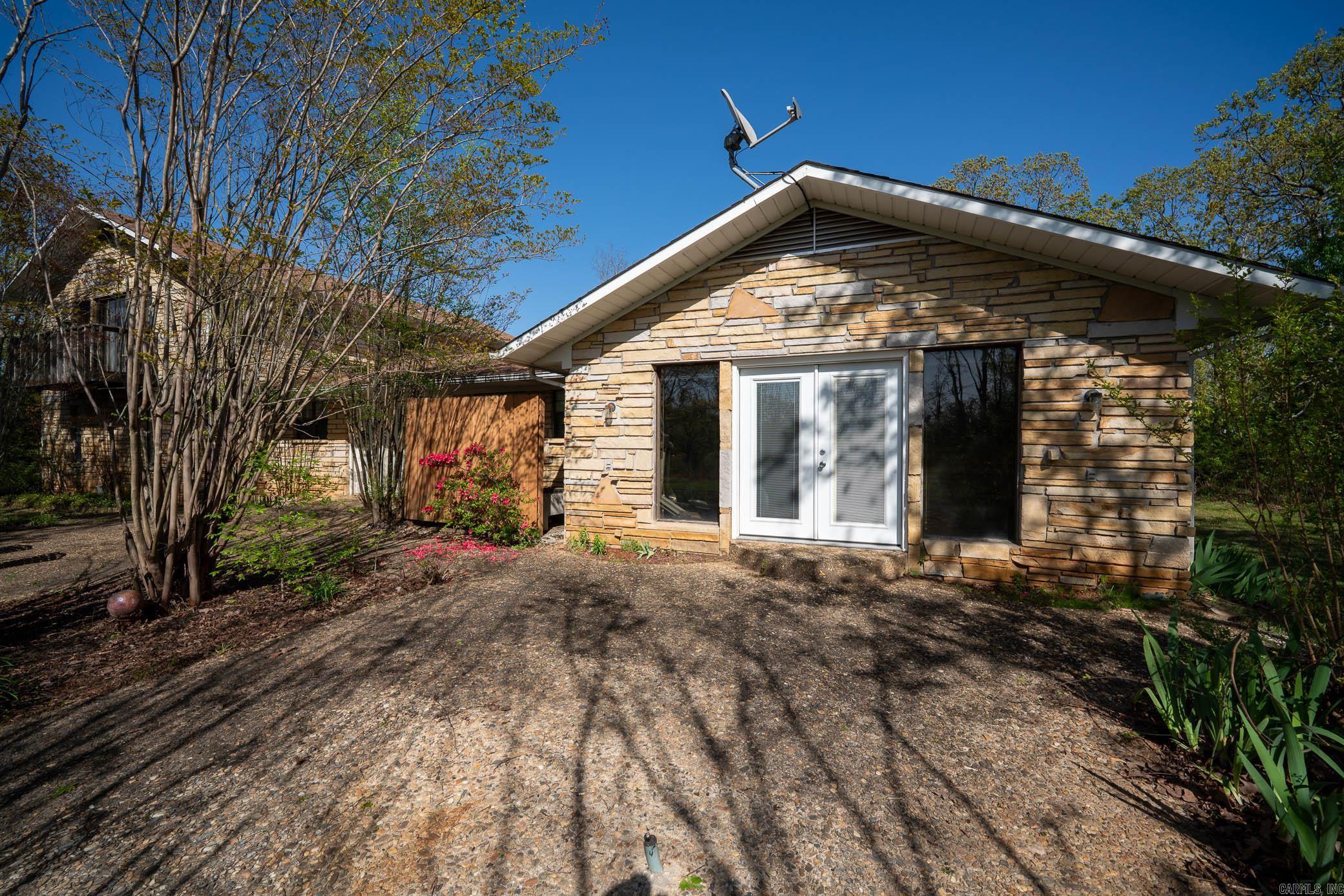 HAPPY VALLEY - Residential