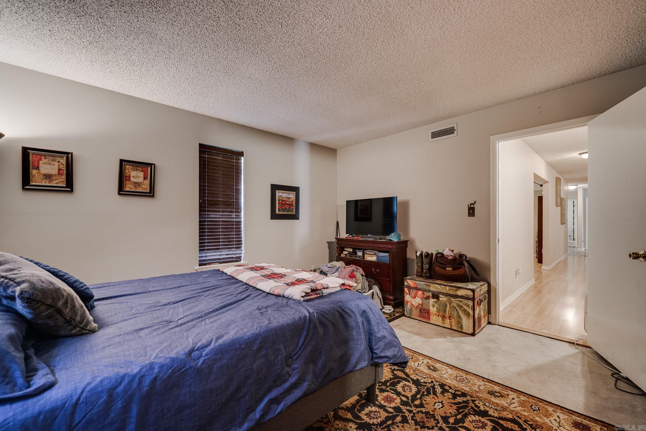 HAPPY VALLEY - Residential