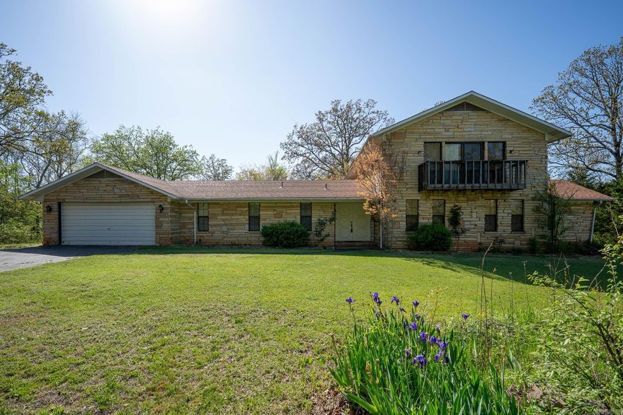 JUST OUTSIDE OF THE CITY LIMITS YOU WILL FIND THIS SPACIOUS HOME ON 3.78 ACRES. FOUR FULL BATHS AND SIX LARGE BEDROOMS, GAME ROOM, LIVING ROOM, NICE REAR PATIO AND ATTACHED AND DETACHED GARAGES. SO MANY POSSIBILITIES FOR THS HOME. SHOWINGS BY APPOINTMENT ONLY. CALL CSS. PLEASE SEE AGENT REMARKS.