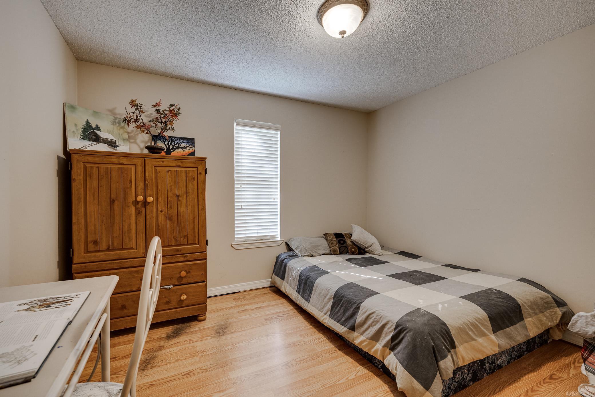 HAPPY VALLEY - Residential