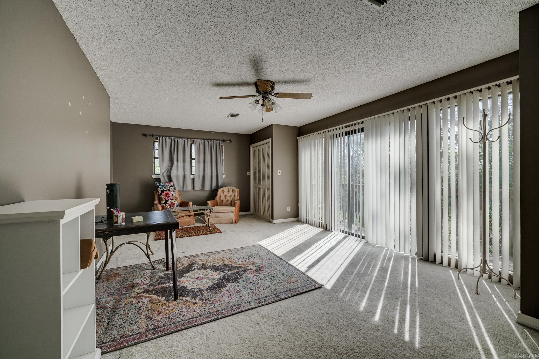 HAPPY VALLEY - Residential