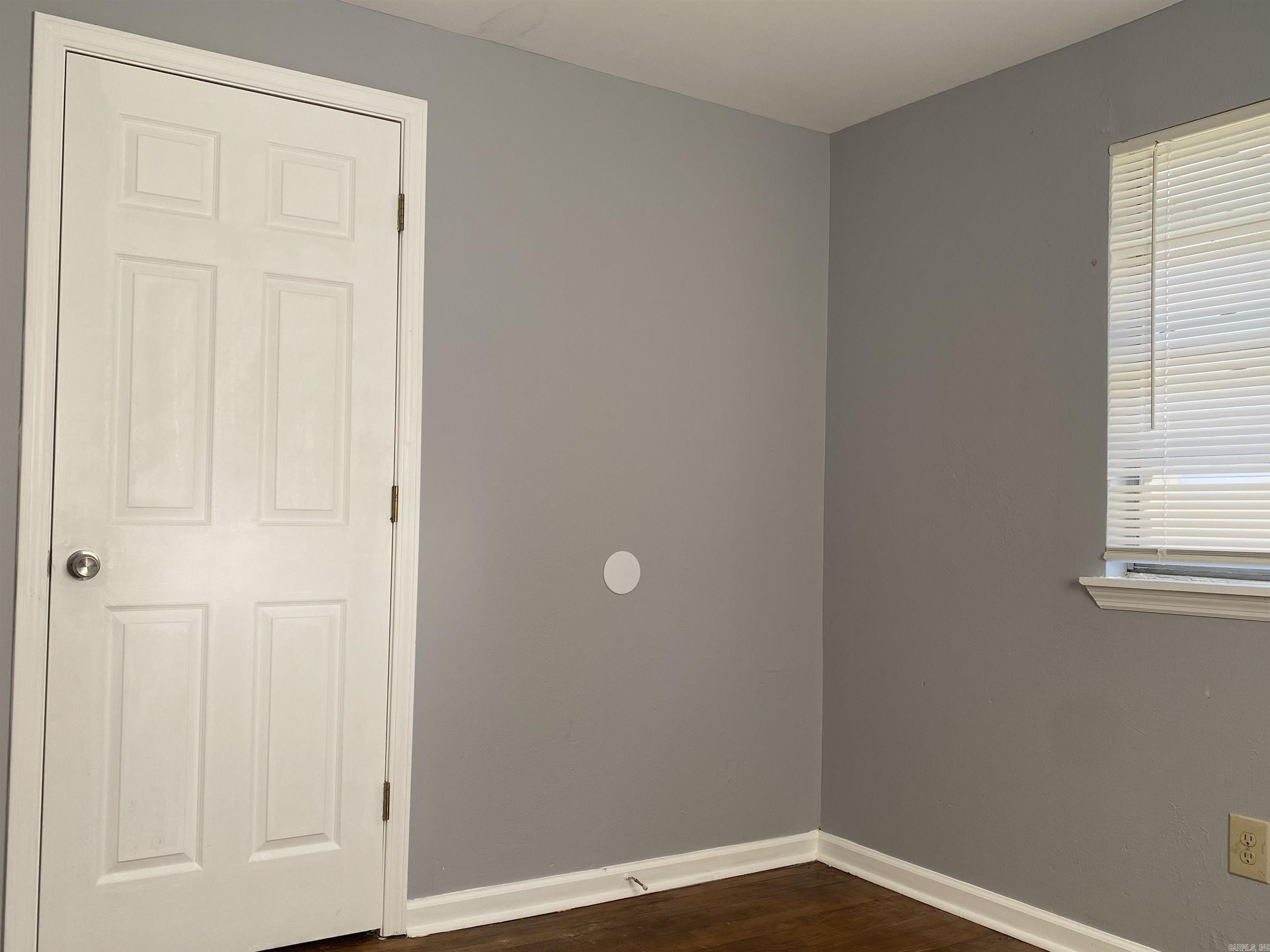 Barrow John 5L - Residential Lease