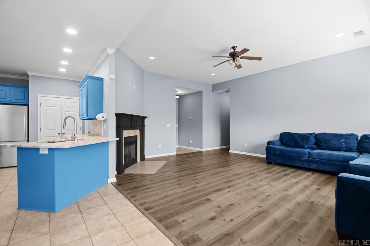 MADISON VILLAGE - Residential