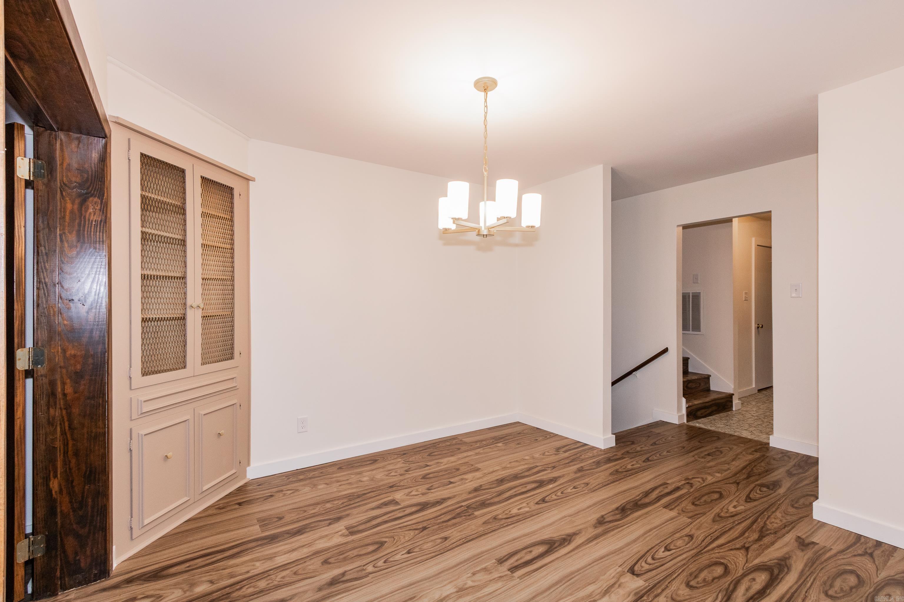 INDIAN HILLS - Residential