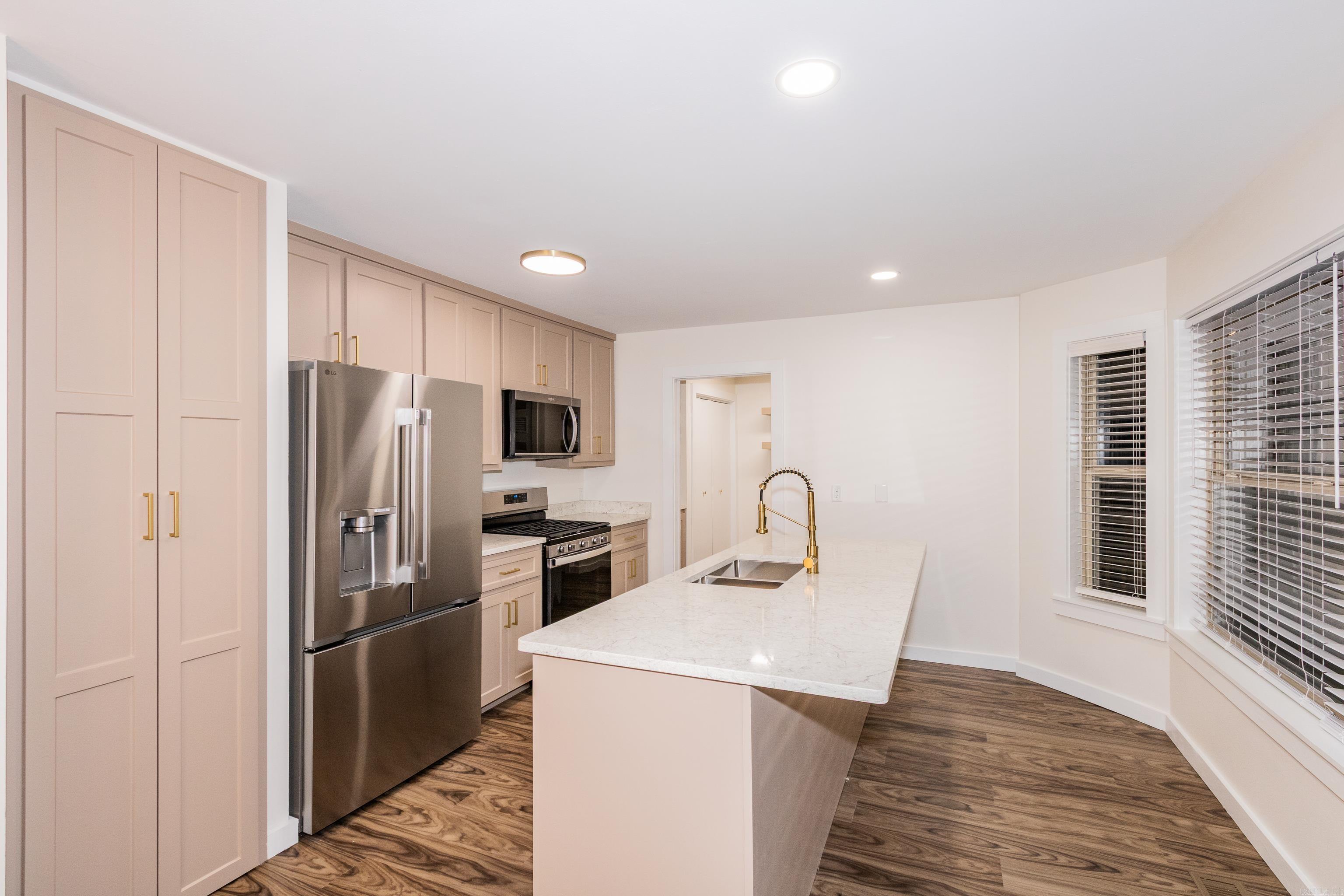 INDIAN HILLS - Residential