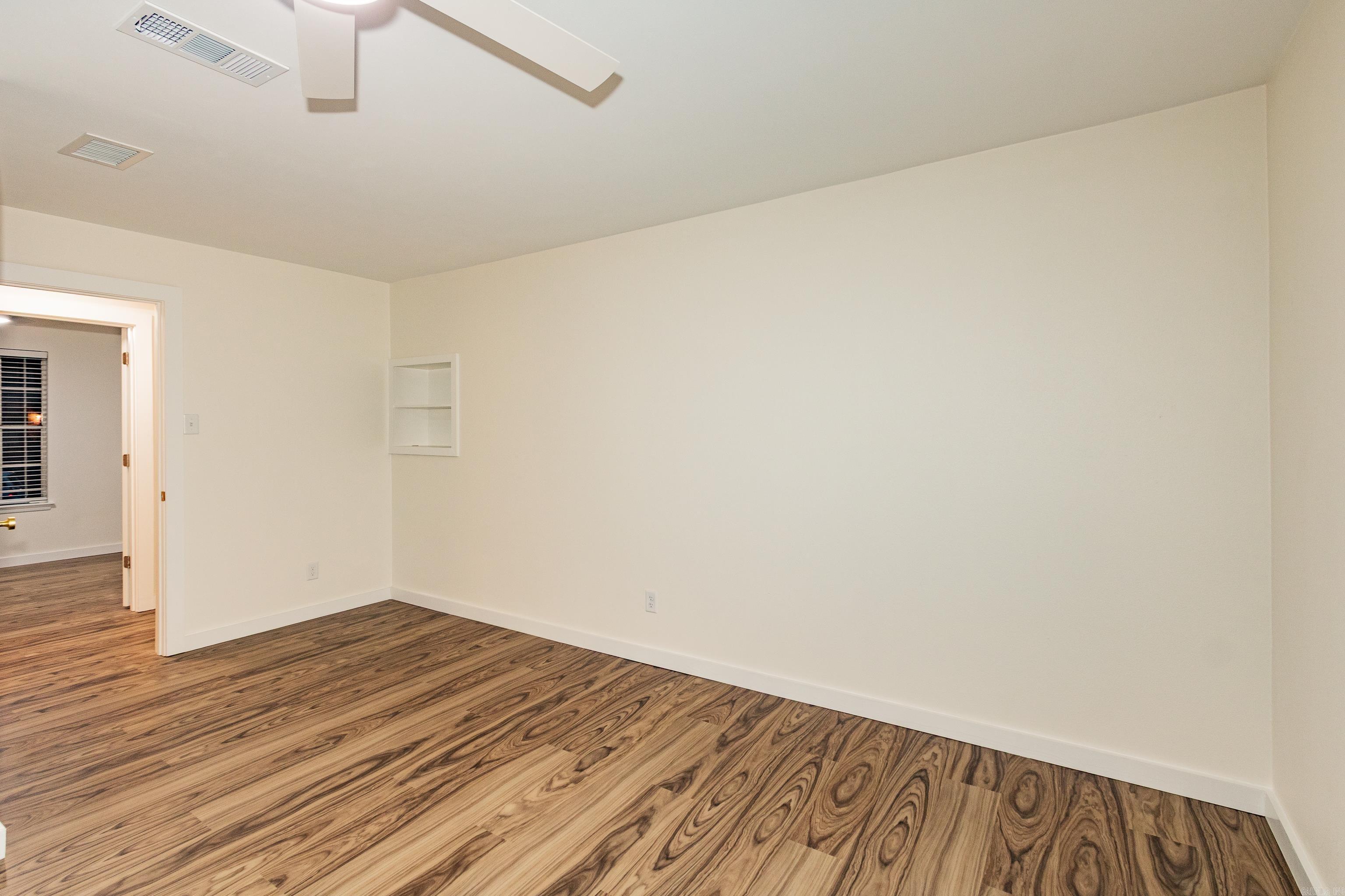 INDIAN HILLS - Residential