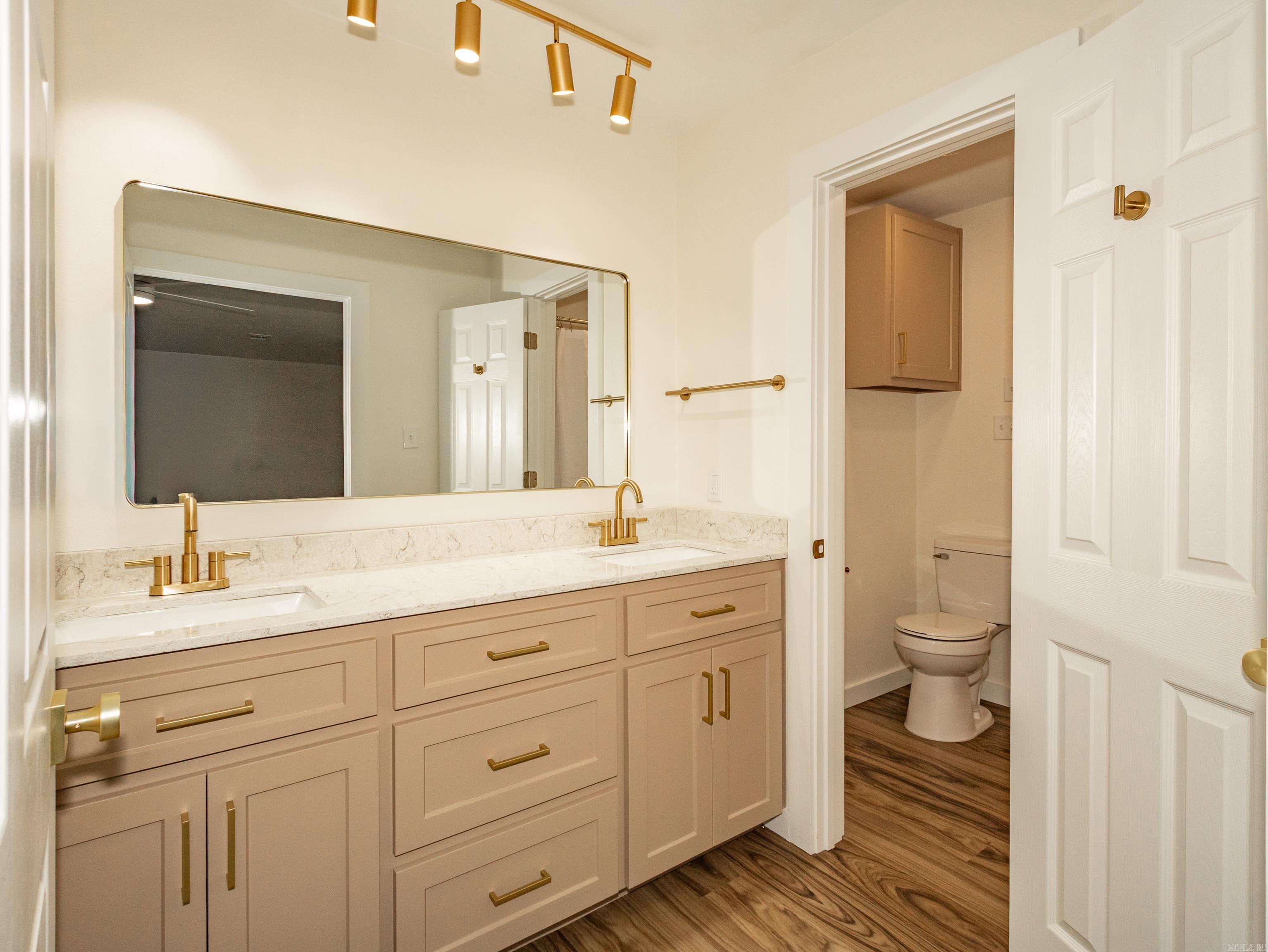 INDIAN HILLS - Residential