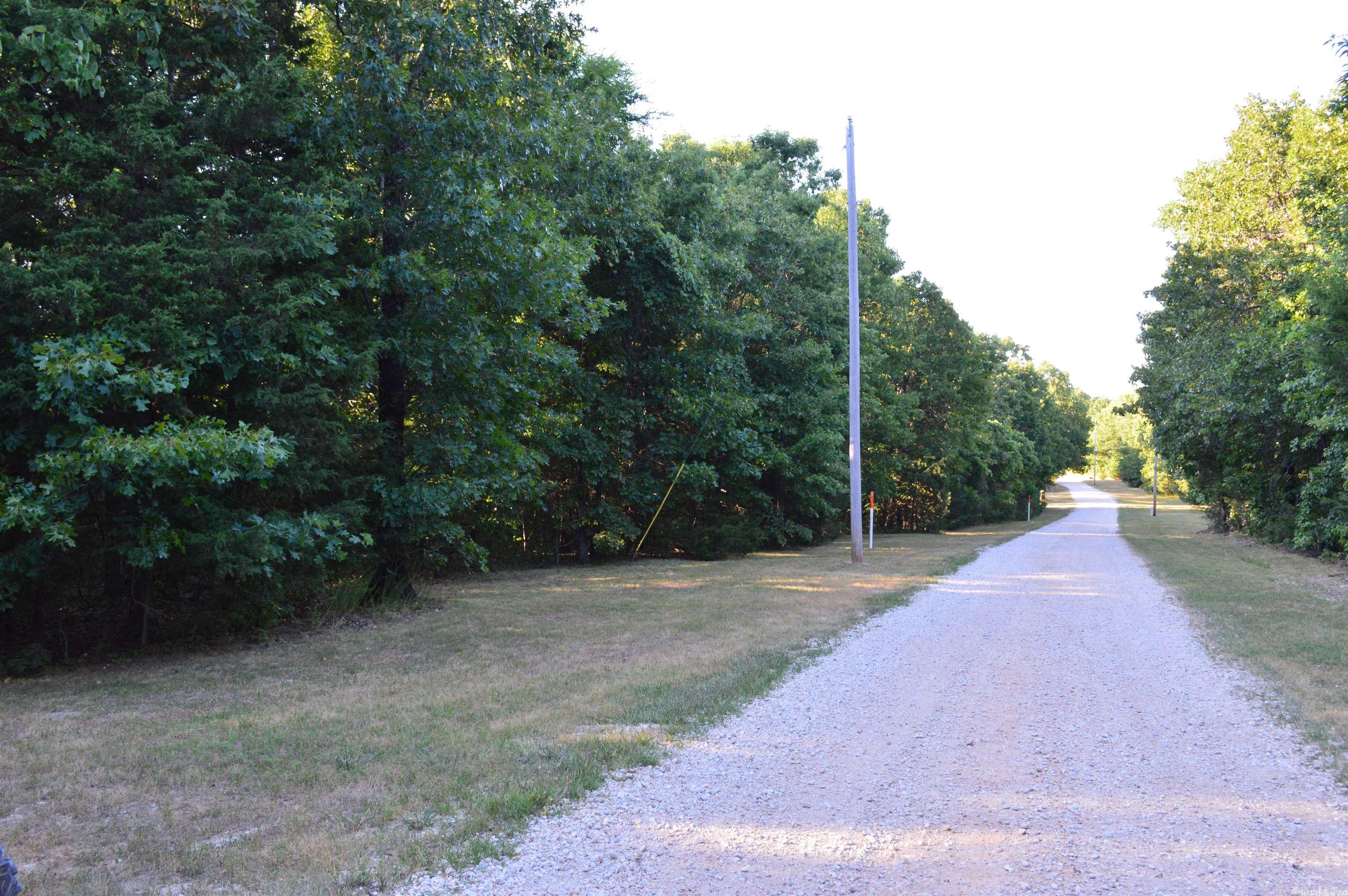 COUNTRY HILLS ESTATE - Land