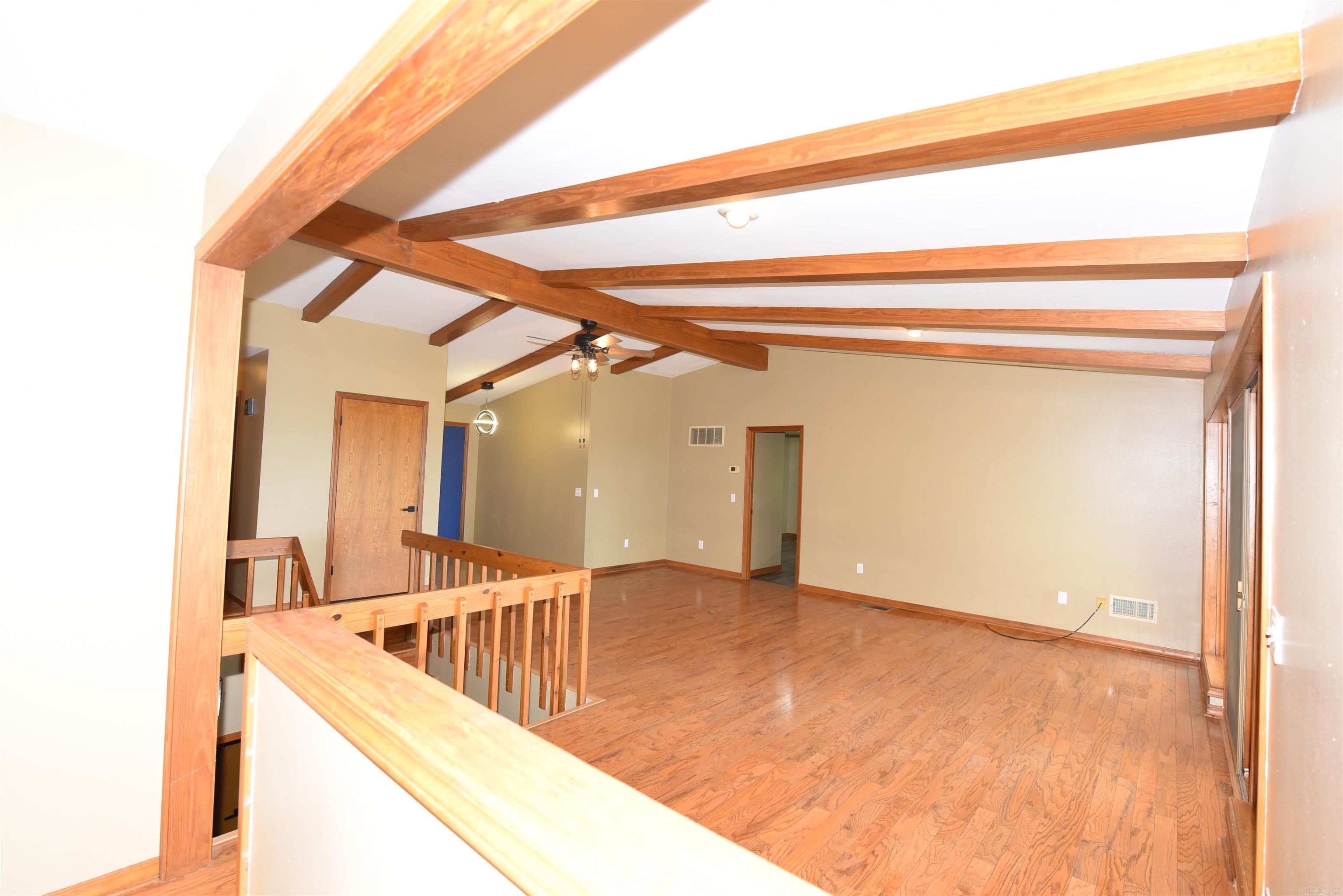 INDIAN HILLS - Residential