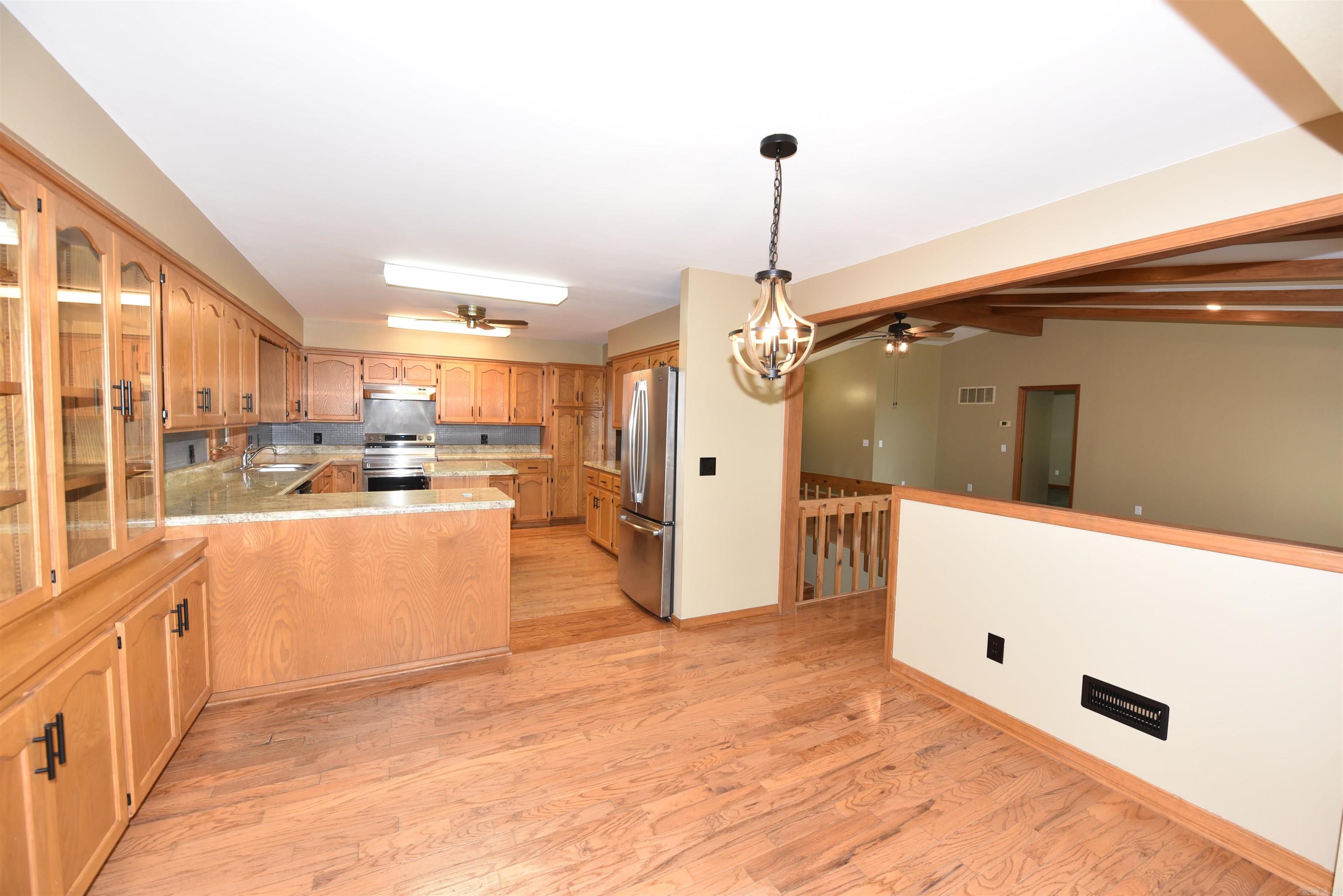 INDIAN HILLS - Residential