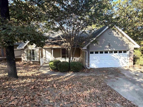 Photo of 8 Stoney Ridge Lane, Maumelle, AR 72113 (MLS # 26042502)