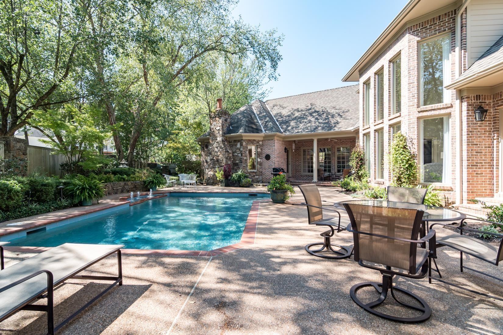 HICKORY CREEK - Residential