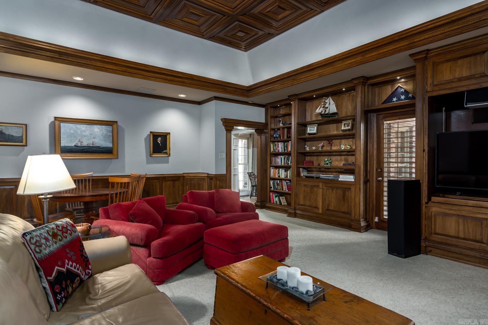 HICKORY CREEK - Residential