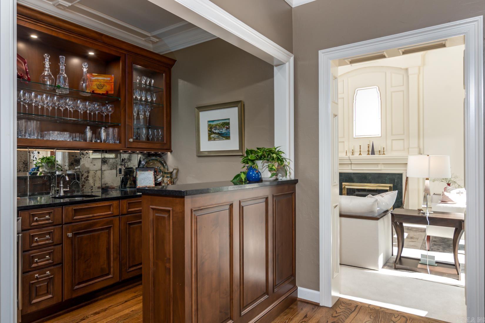 HICKORY CREEK - Residential