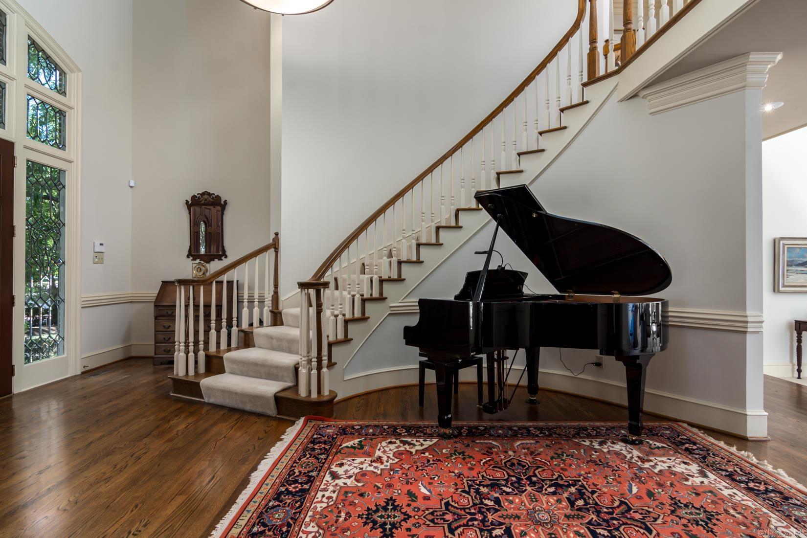 HICKORY CREEK - Residential