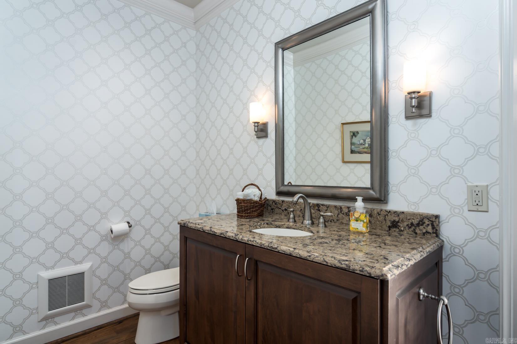 HICKORY CREEK - Residential