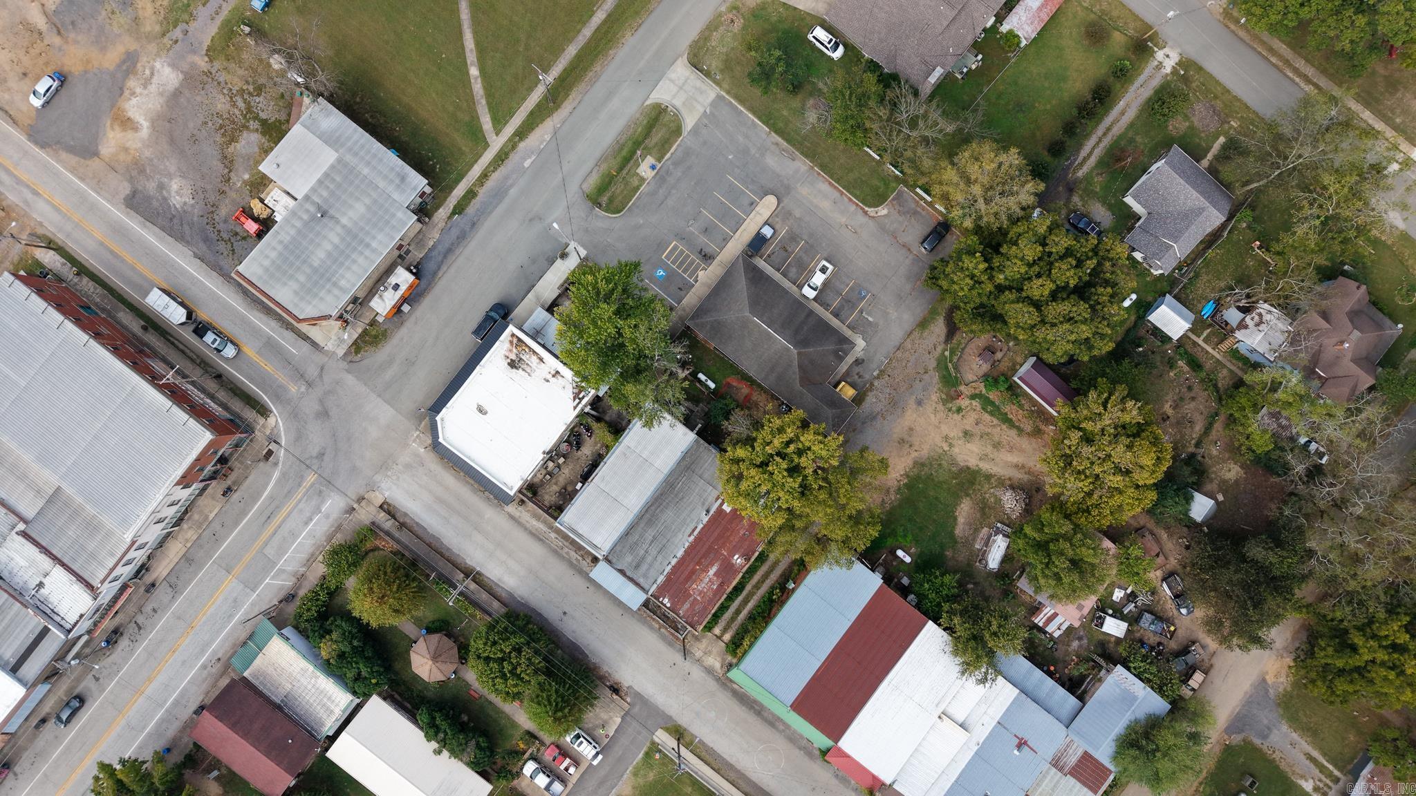 Leslie Original Town - Residential