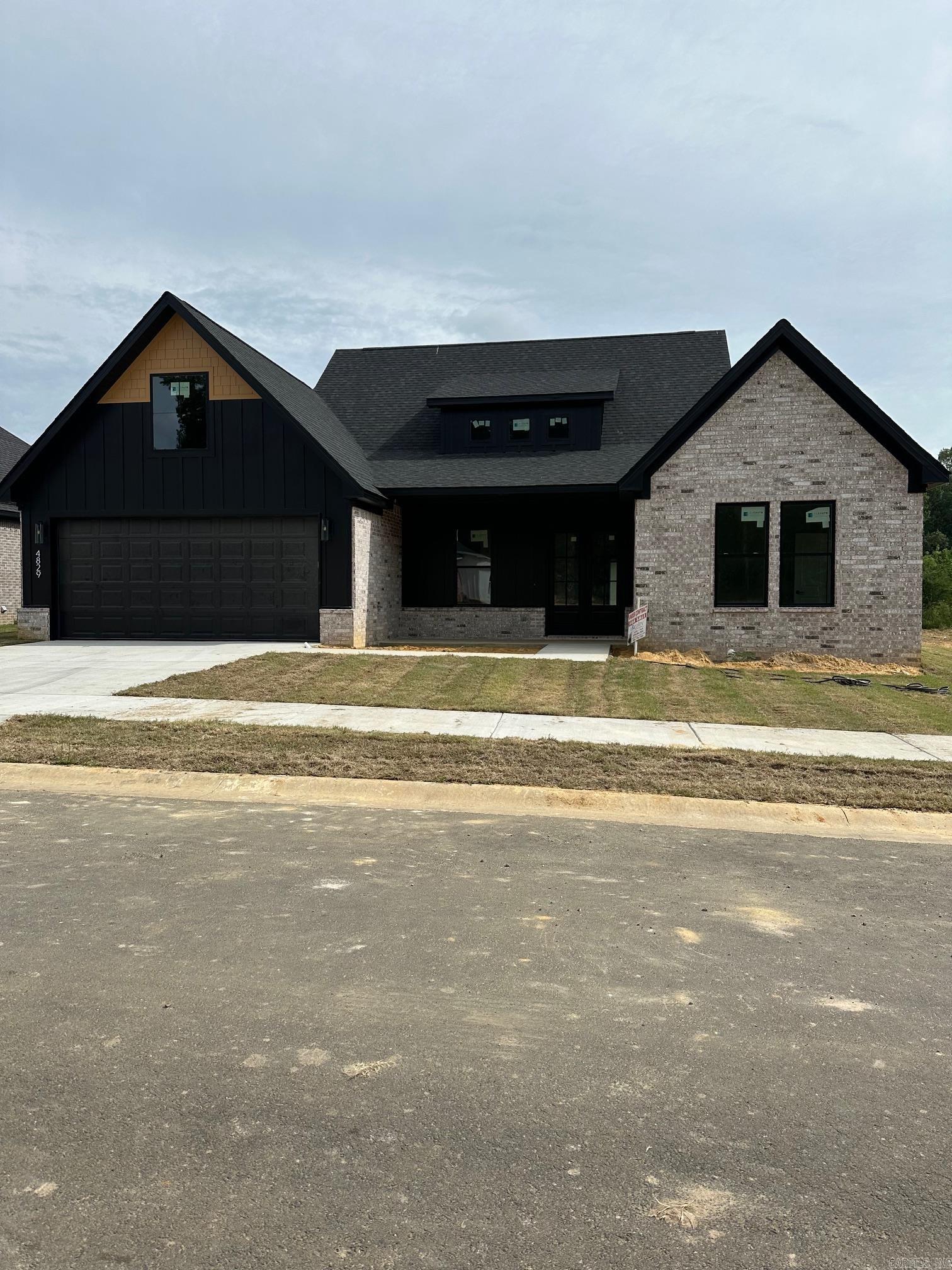 SARATOGA PLACE SUBDIVISION - Residential