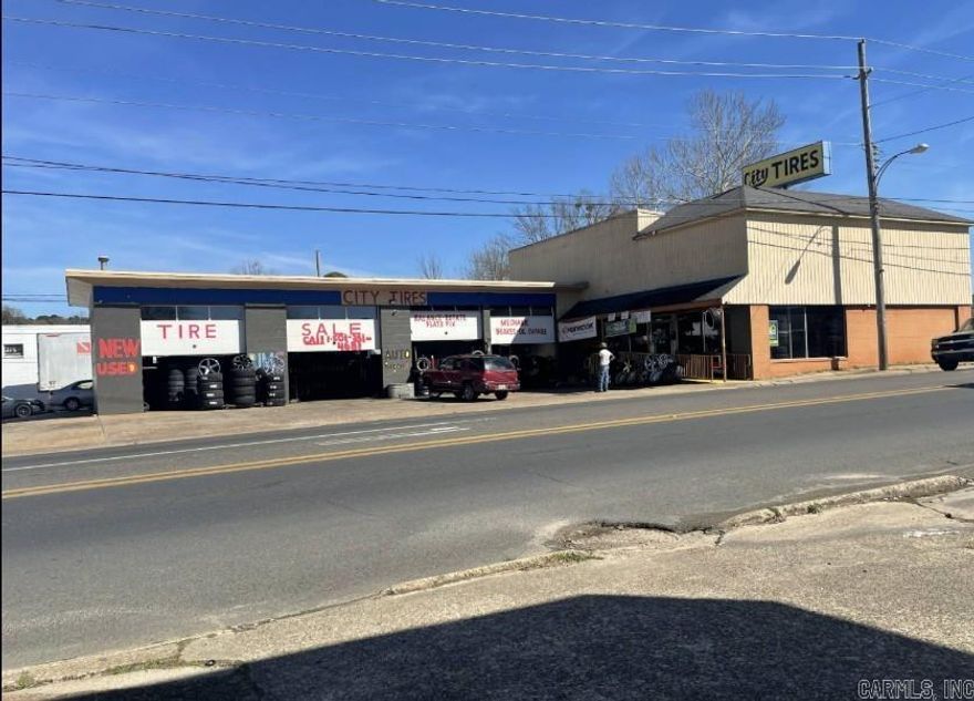 Sits on a busy intersection.