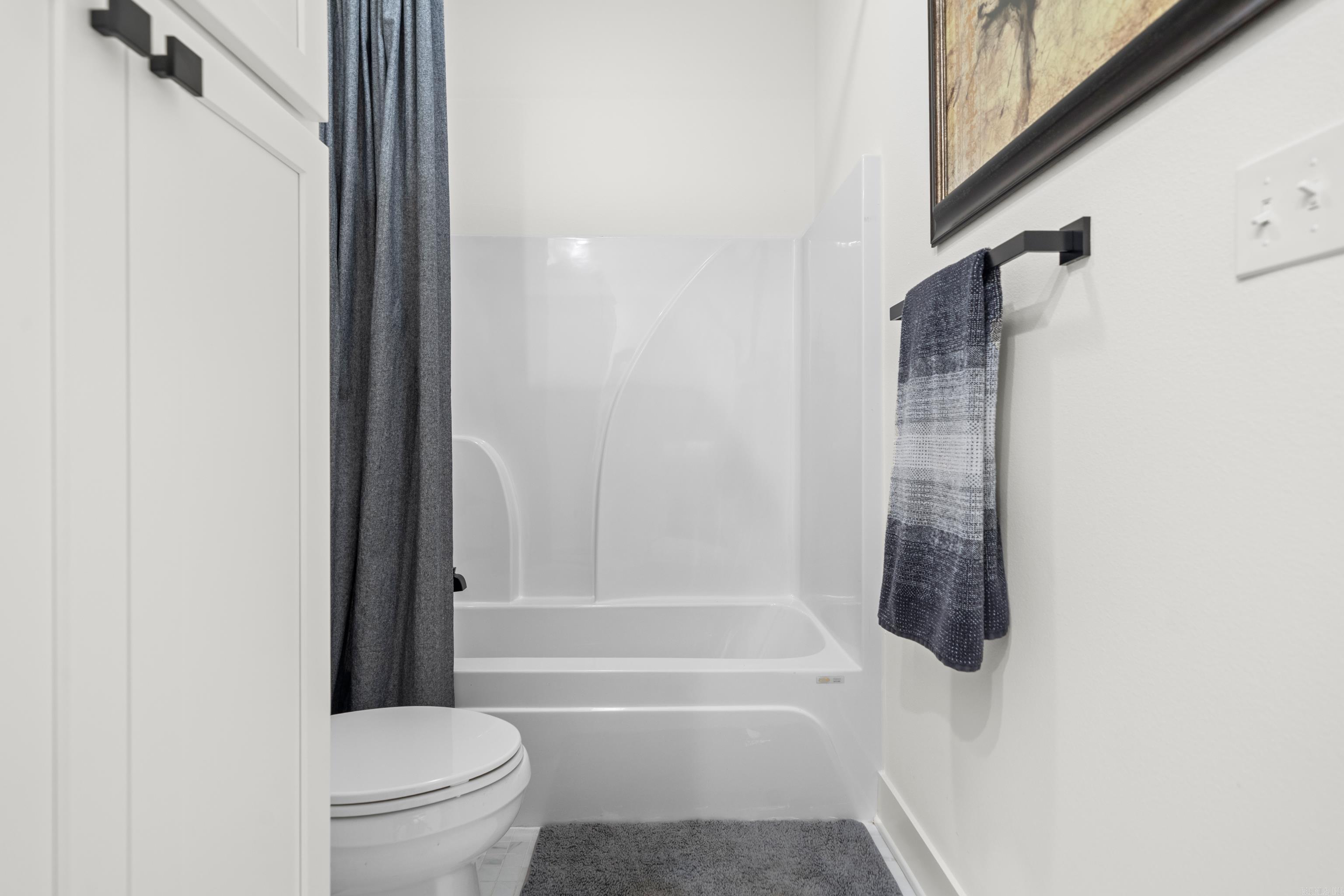 COTTAGES AT BAYSHORE - Residential