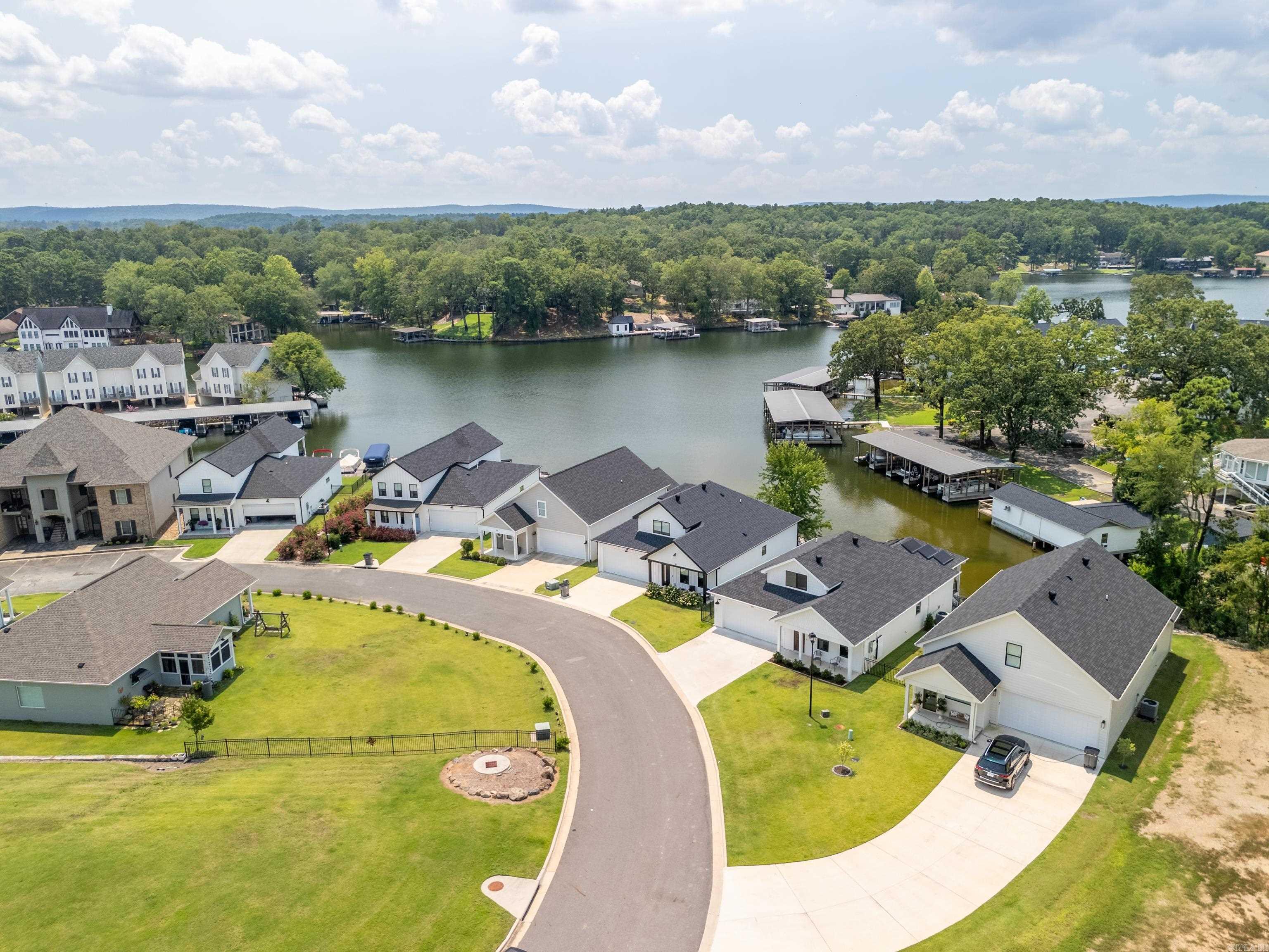 COTTAGES AT BAYSHORE - Residential