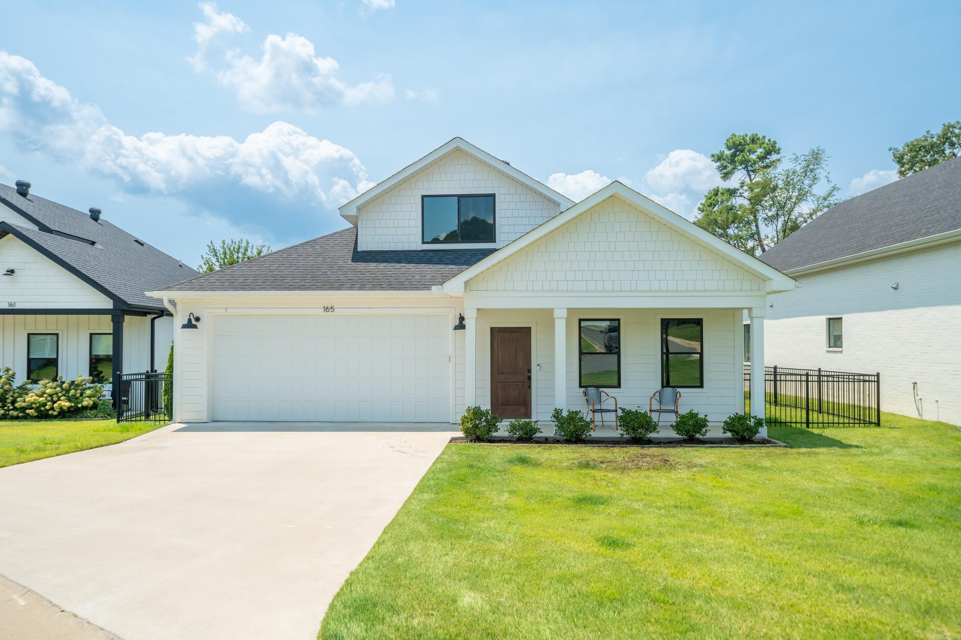 COTTAGES AT BAYSHORE - Residential
