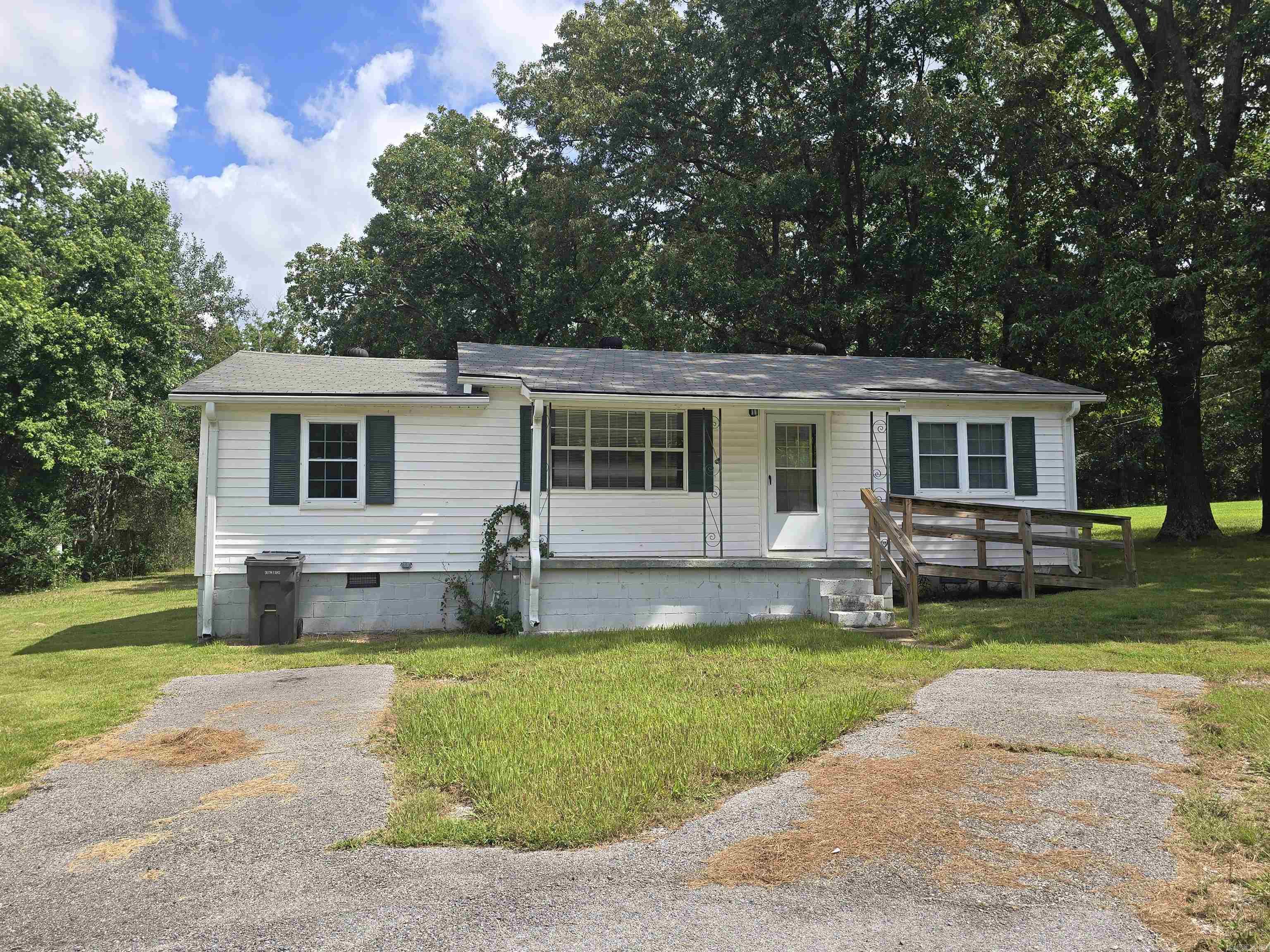 Super charming 3 bed/1 bath home in Independence County between Cave City and Batesville! This home features hardwood floors, central heat and air, and all the charm of country living! This would be a great starter home or investment home as it is located just outside of Batesville but in Independence county and right off of Hwy 167. Sitting on appx half an Acre, this home has a great size backyard with shade trees and even a small shed. With some cosmetic updates of your choice, this home could transform to be your ideal country home. Agent owned. Come see it today!