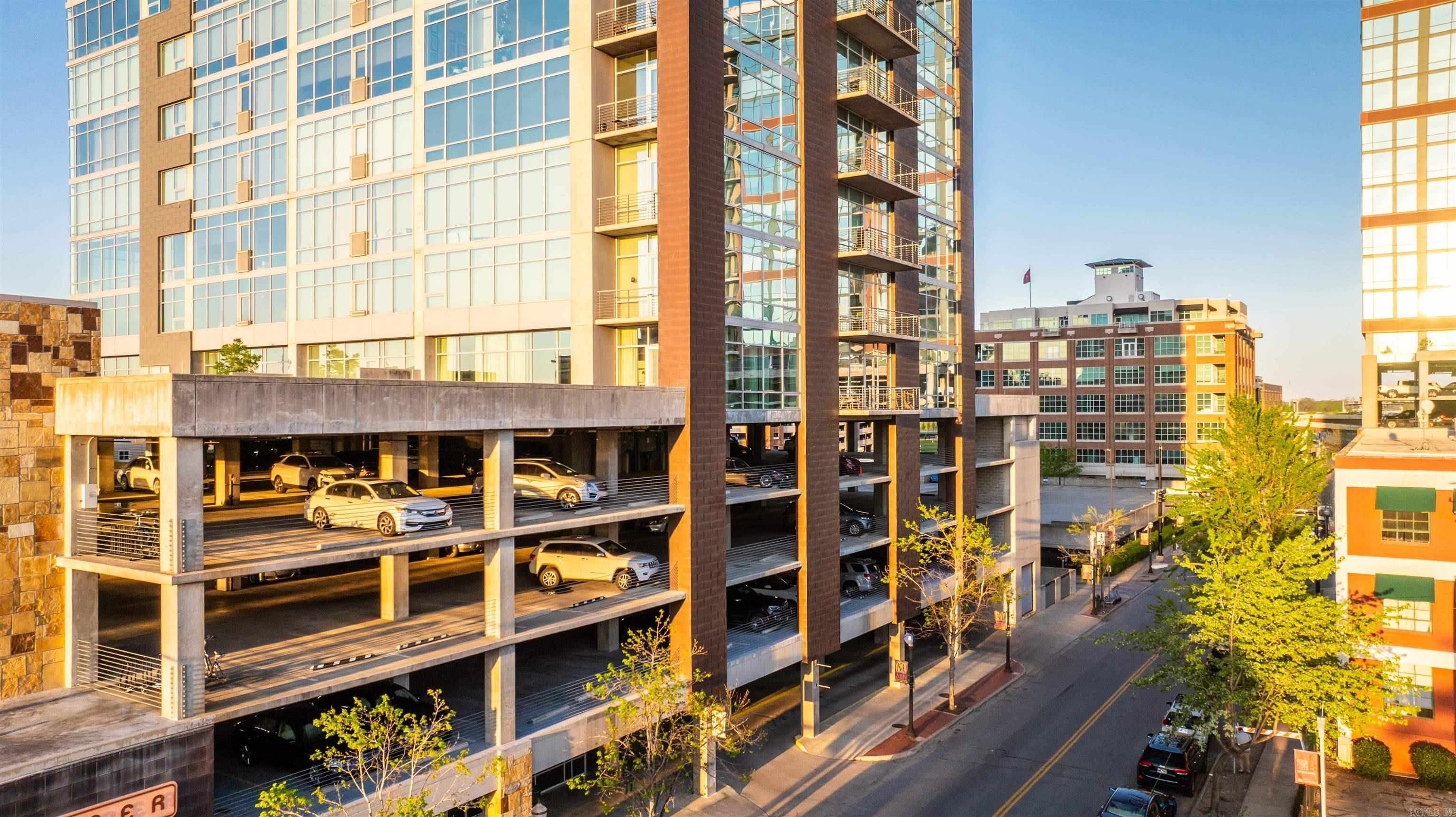 300 THIRD HPR - Residential