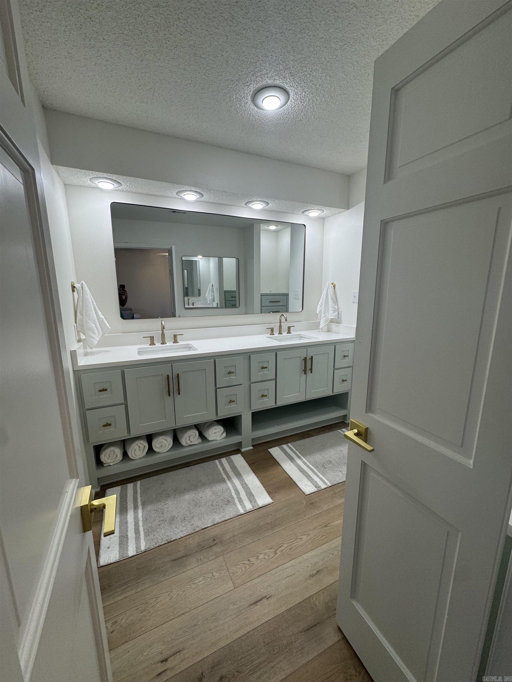 Harbor East Condo - Residential