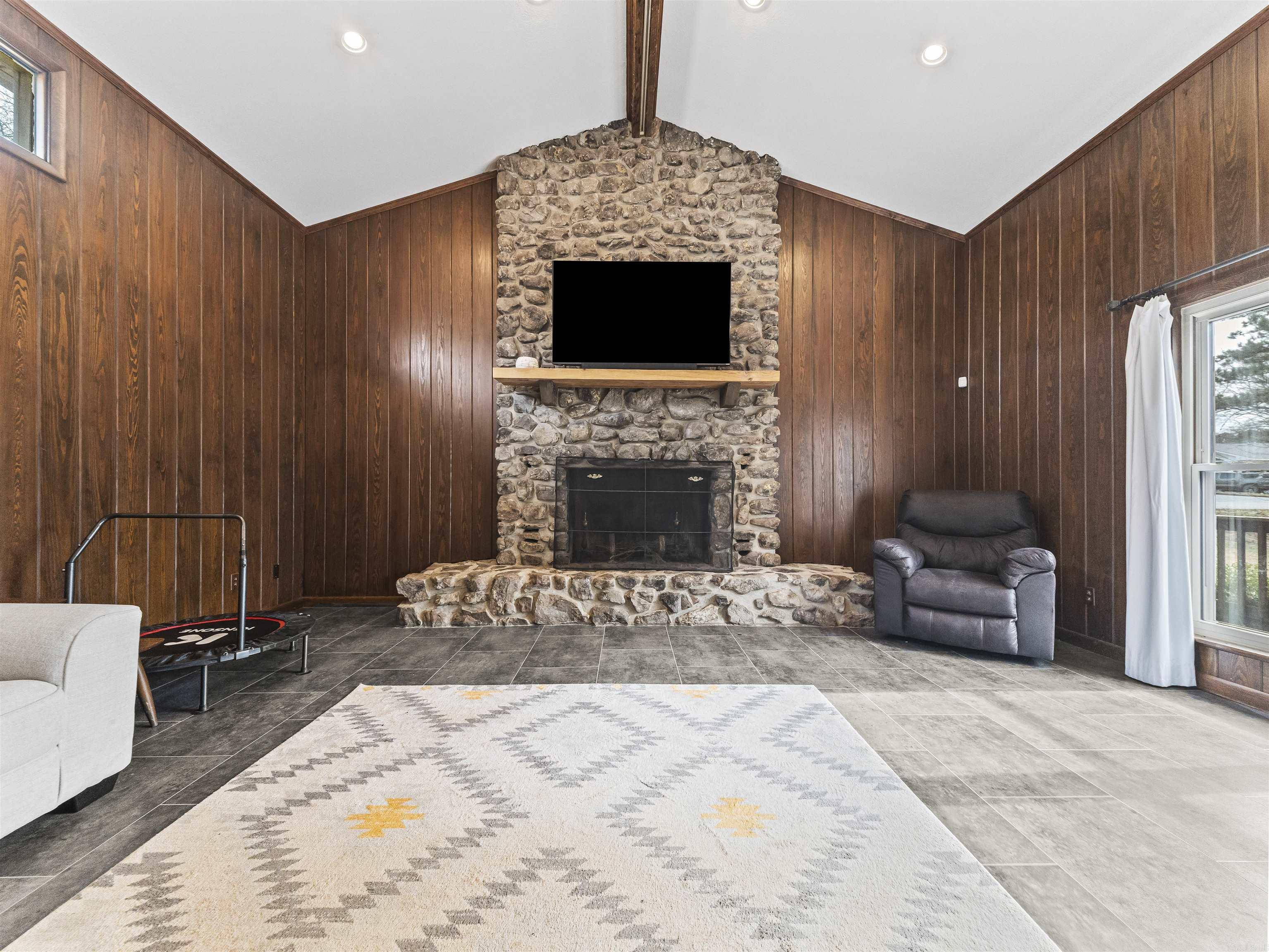 Hill-N-Dale - Residential