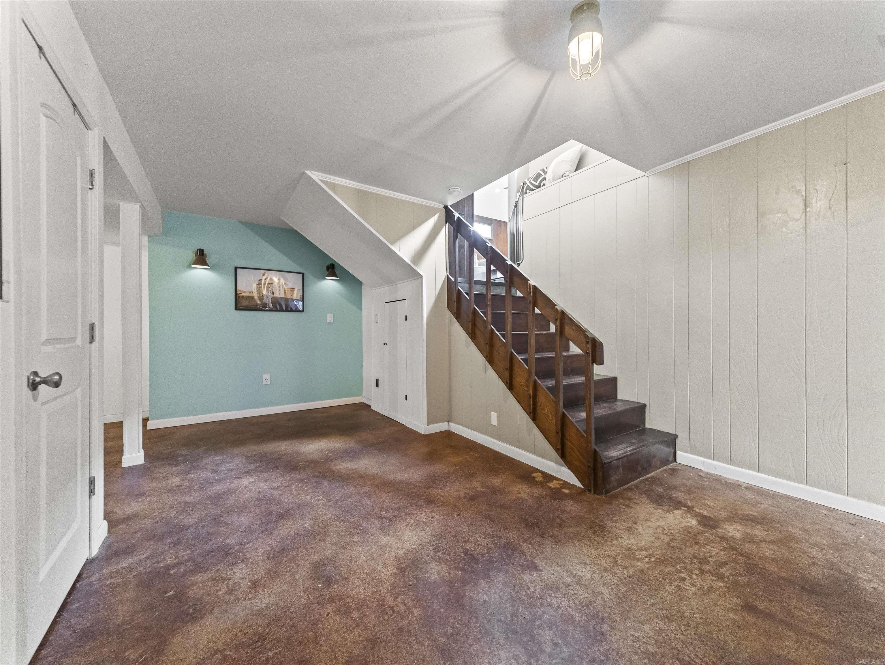 Hill-N-Dale - Residential