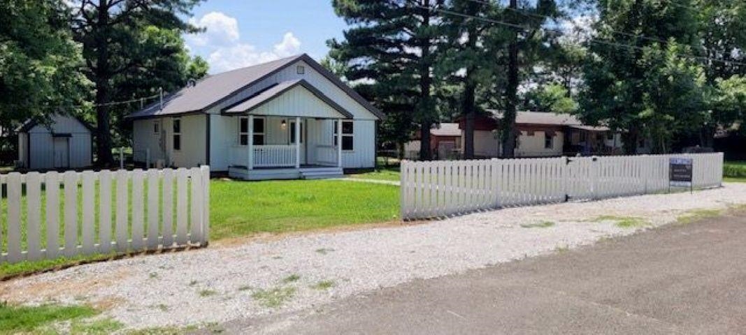 Fully remodeled: All the way down to the foundations. 4-bed, 2-bath home in a desirable Mountain View, AR neighborhood! .33-acre lot. Crawl space in plastic, new floor and ceiling joists. New interior floorplan. Features all new gourmet kitchen with shaker cabinets, butcher block counters, stainless steel farmhouse sink, stove, hood, and dishwasher, plus a large walk-in pantry and dedicated laundry room. New luxury vinyl plank flooring runs throughout, and a private 4th bedroom with loft makes a perfect guest suite or office. New plumbing and electric through out. Spray foam insulation and gas fireplace. Enjoy low-maintenance roof and siding, city utilities (water, sewer, natural gas, garbage), and professional construction by Looney Construction with work by Stewart Electric, Heartland Plumbing, and Tucker Painting. Walk to schools and hospital, and explore nearby attractions like the Ozark Folk Center, Blanchard Springs Caverns, and White River. Close to shops, restaurants, drive-in and walk-in theaters, with outdoor activities like hiking and horseback riding just minutes away. Enough room to park your RV. Mature trees. Landscaping finishing touches underwayāmust-see!