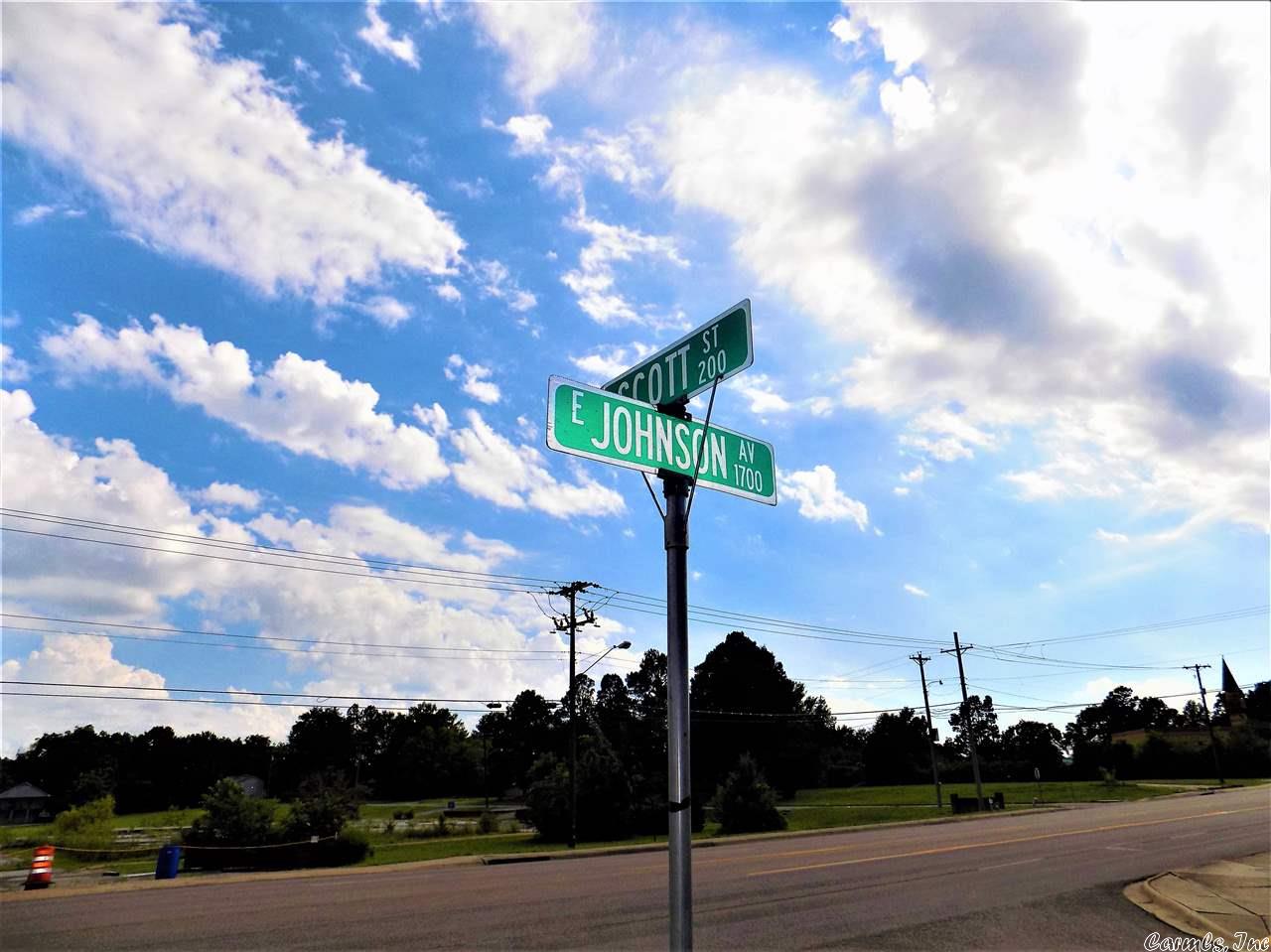 Eldridge - Commercial Lease