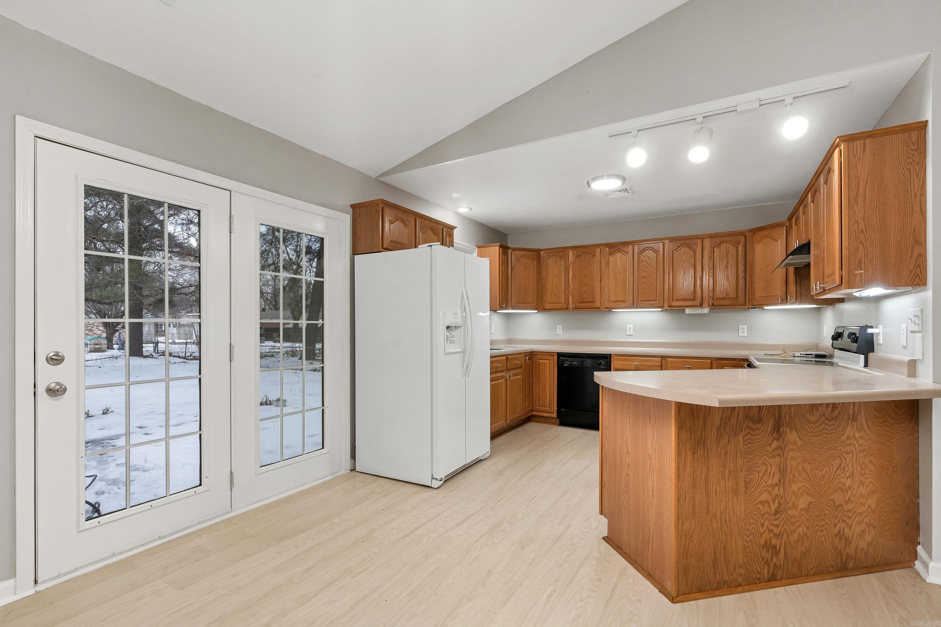 CASTLEBERRY - Residential