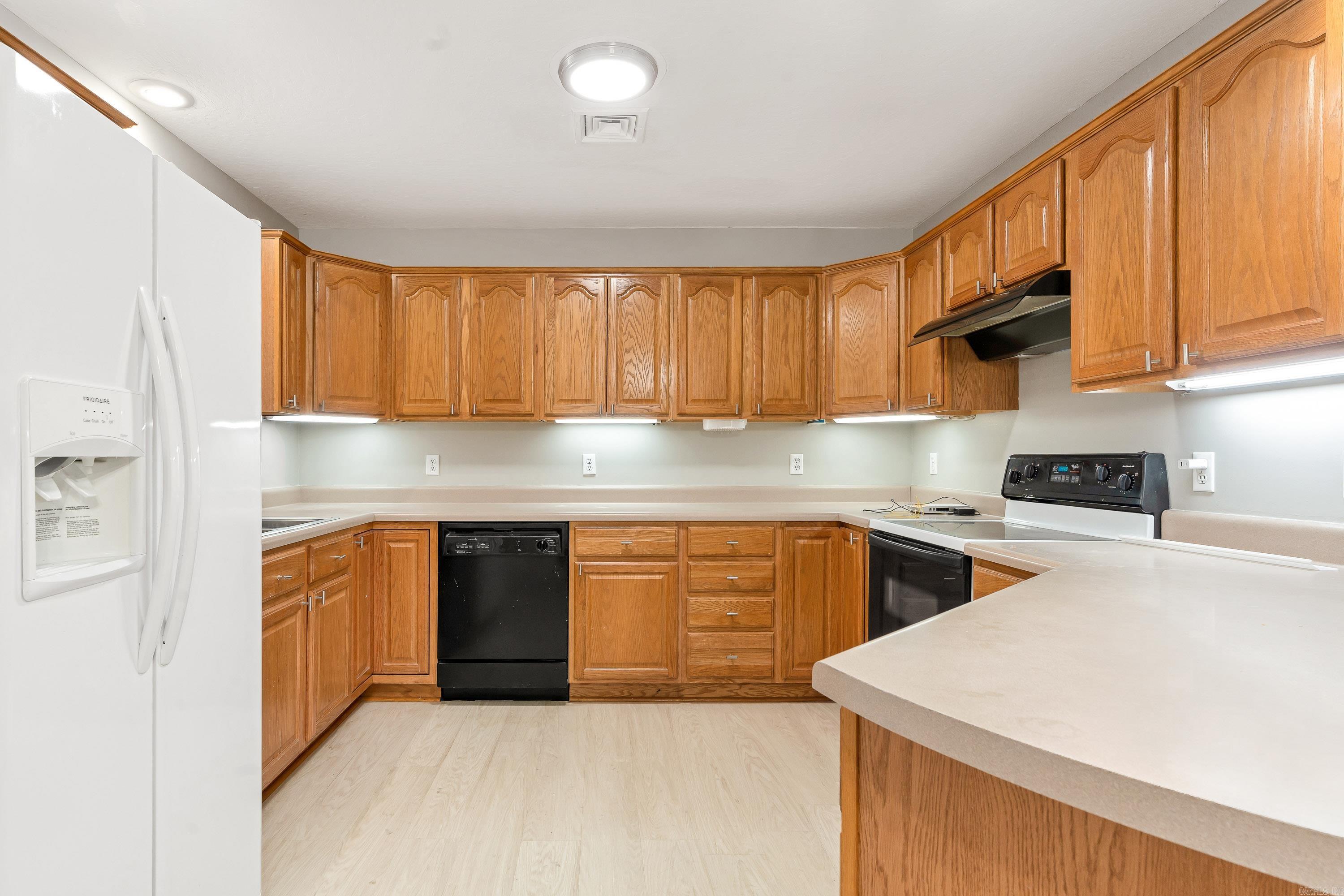 CASTLEBERRY - Residential