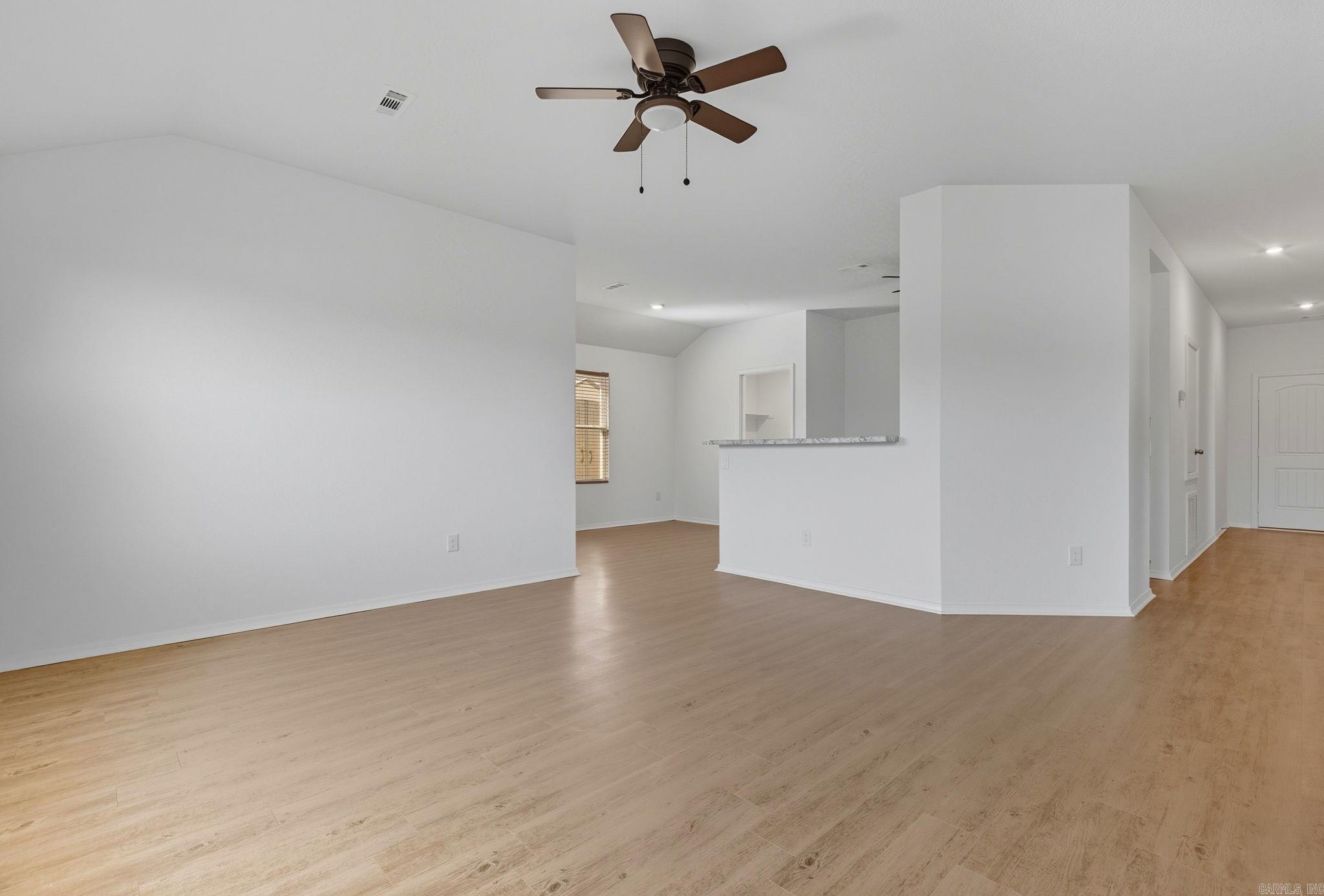 OAKLAND GROVE ESTATES - Residential