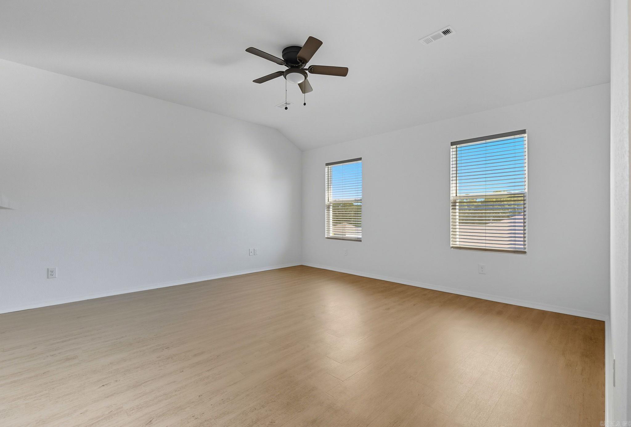 OAKLAND GROVE ESTATES - Residential