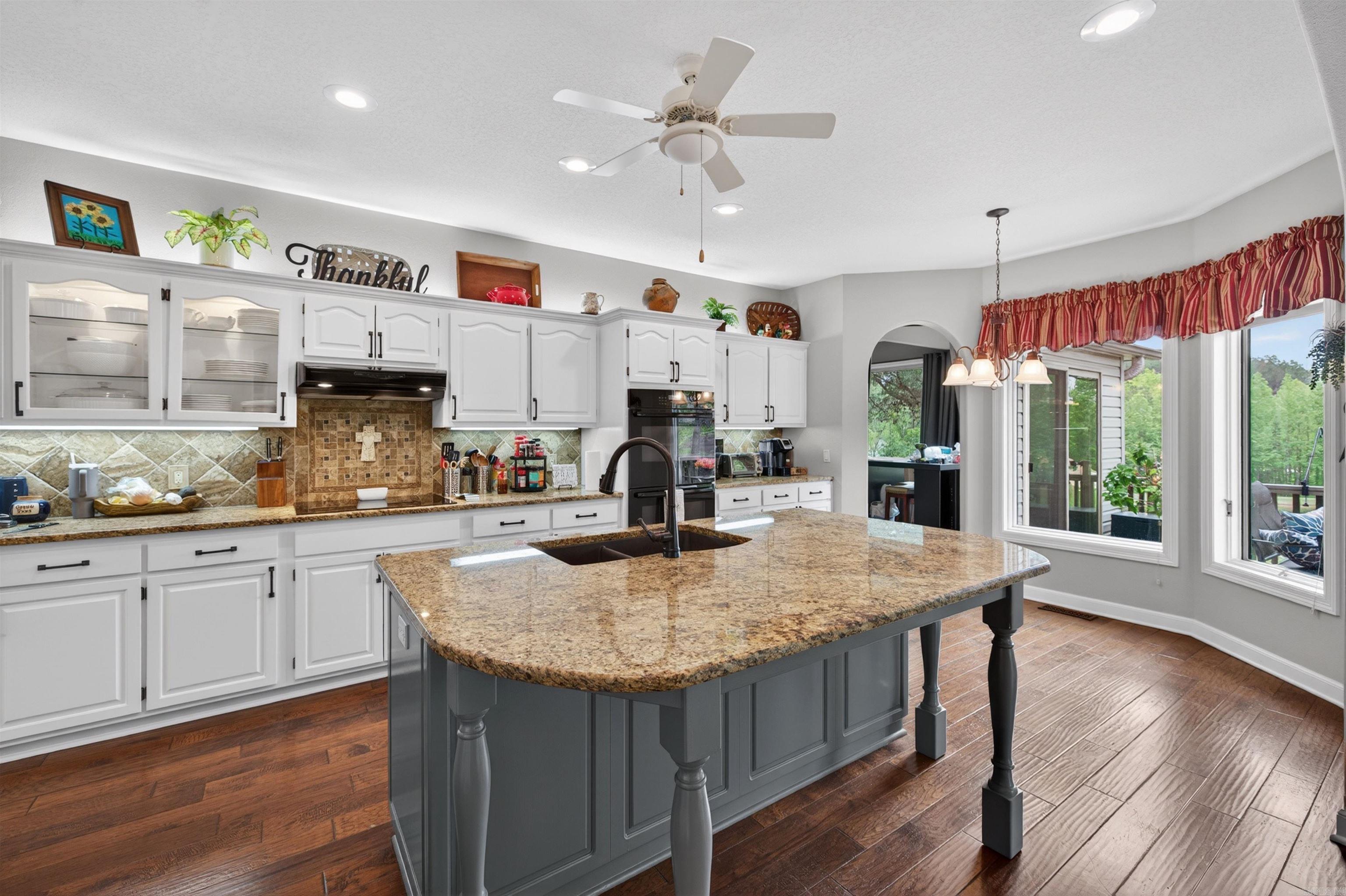 ISABELLA GOLF COURSE - Residential