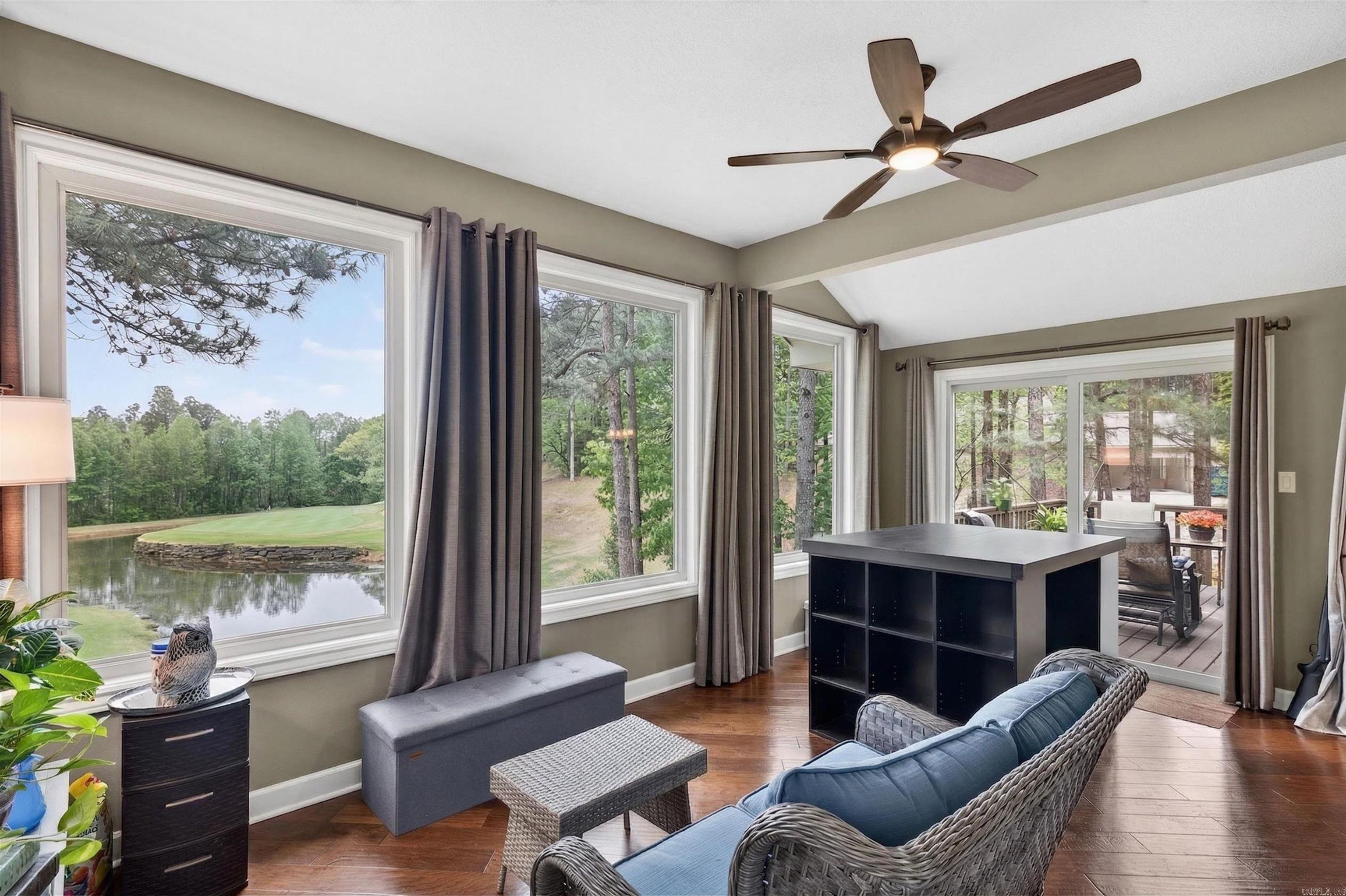 ISABELLA GOLF COURSE - Residential