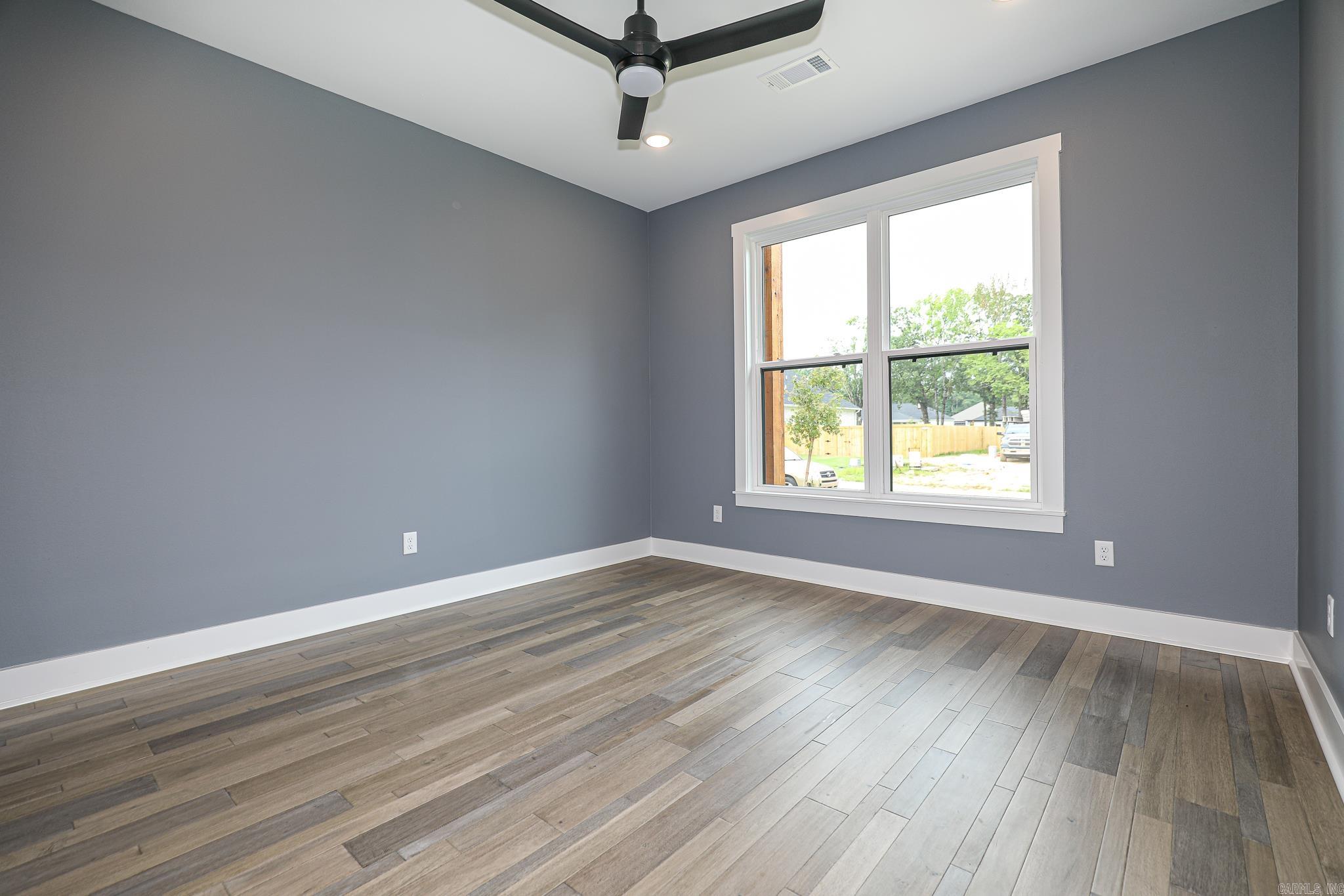 OLDE SALEM TOWNSHIP - Residential