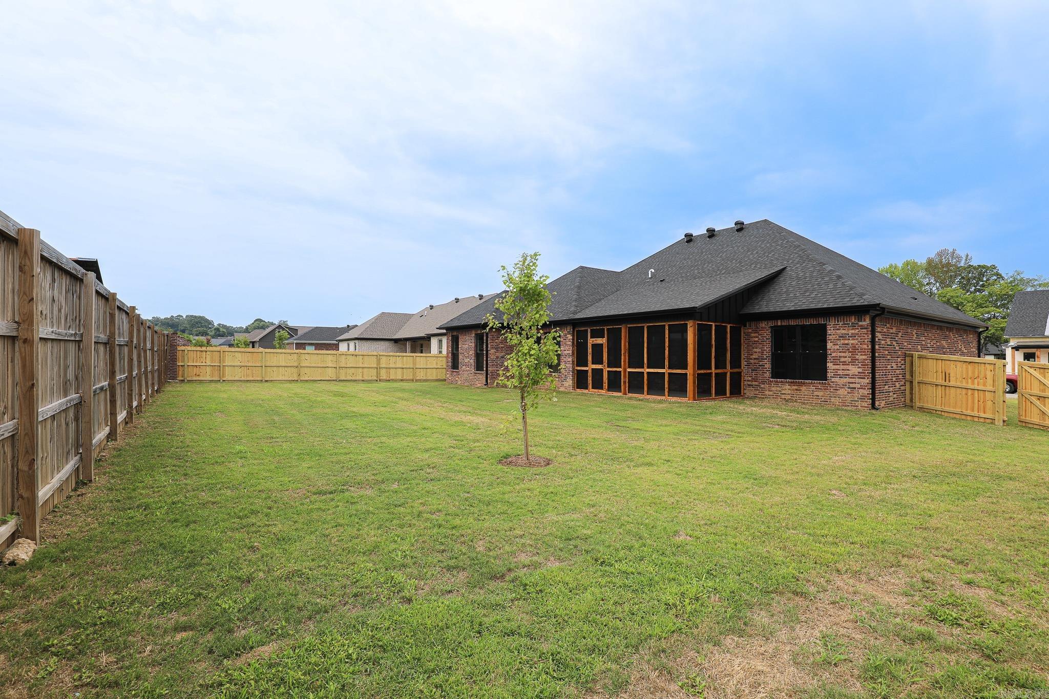 OLDE SALEM TOWNSHIP - Residential